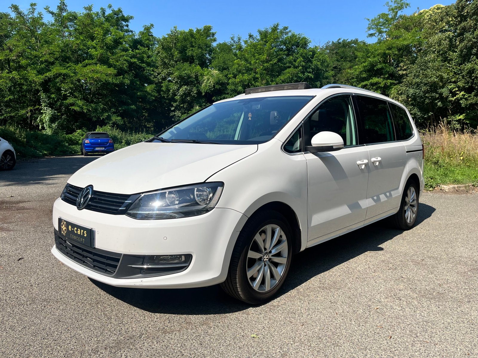VOLKSWAGEN Sharan 2.0 TDi DSG6 170 CARAT 1ere MAIN
