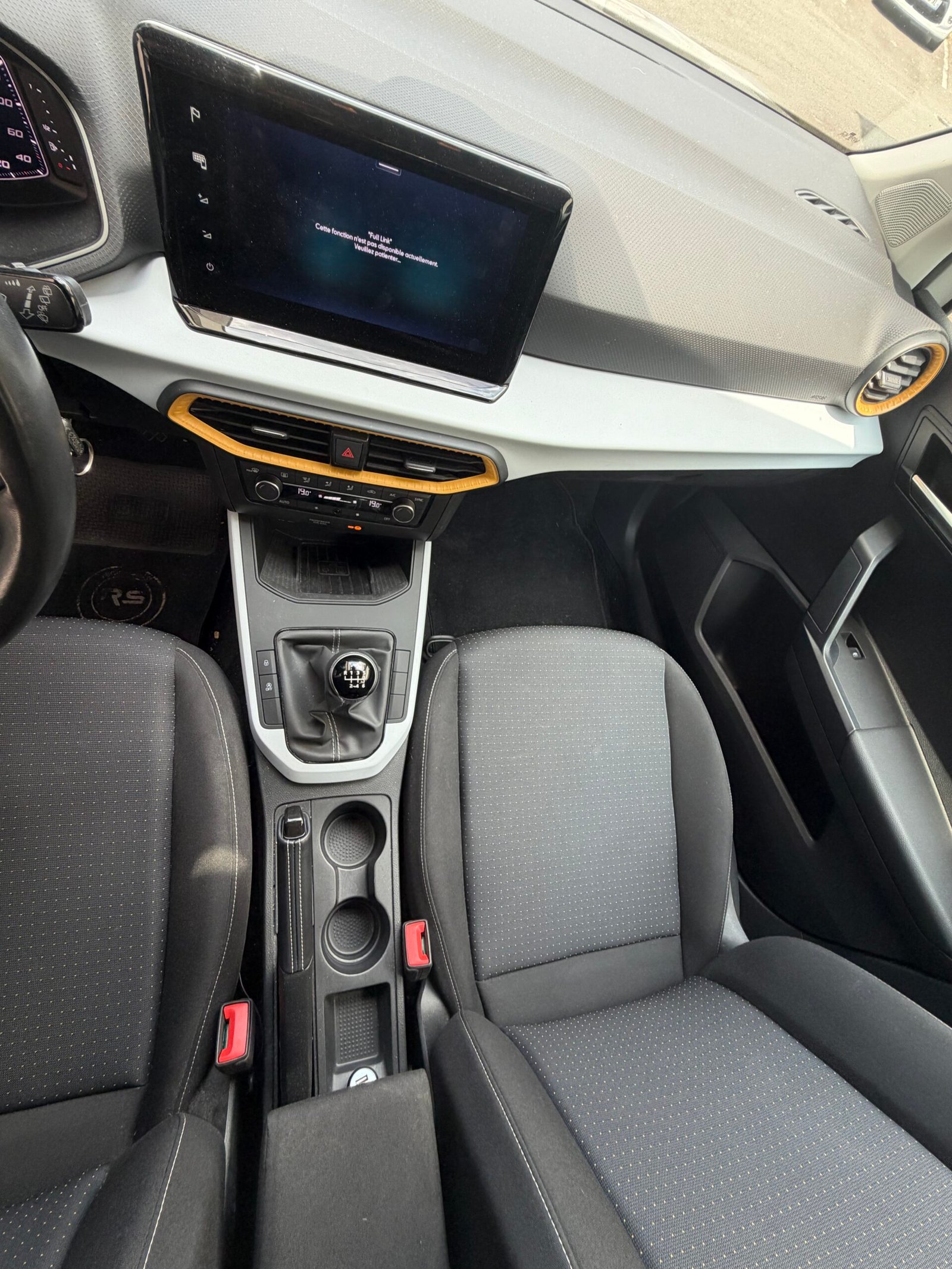 SEAT Arona 110ch “Business”
