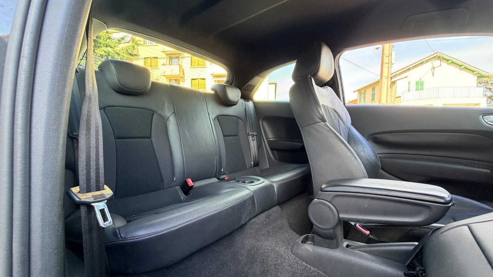 AUDI A1 1.4 TDI 90ch ultra S line