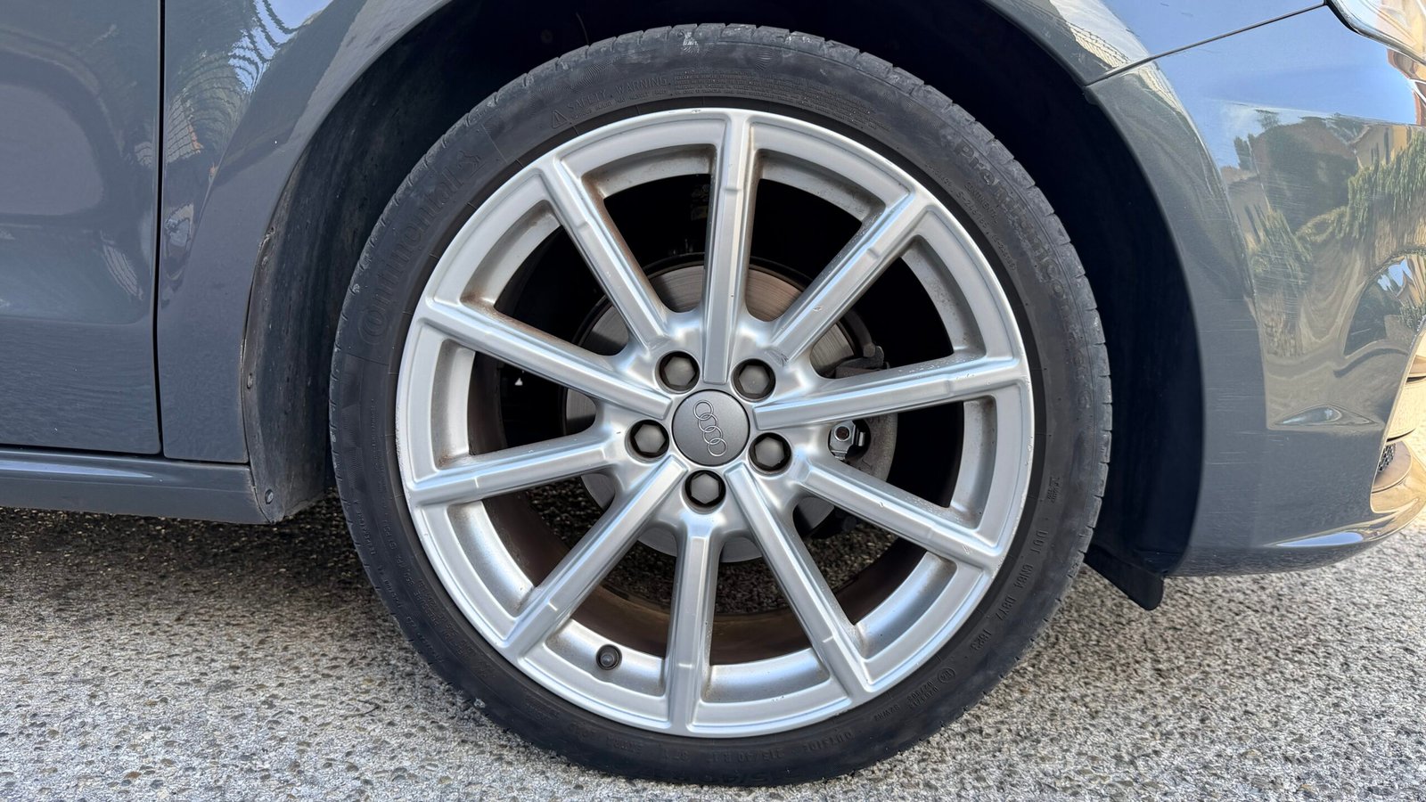 AUDI A1 1.4 TDI 90ch ultra S line