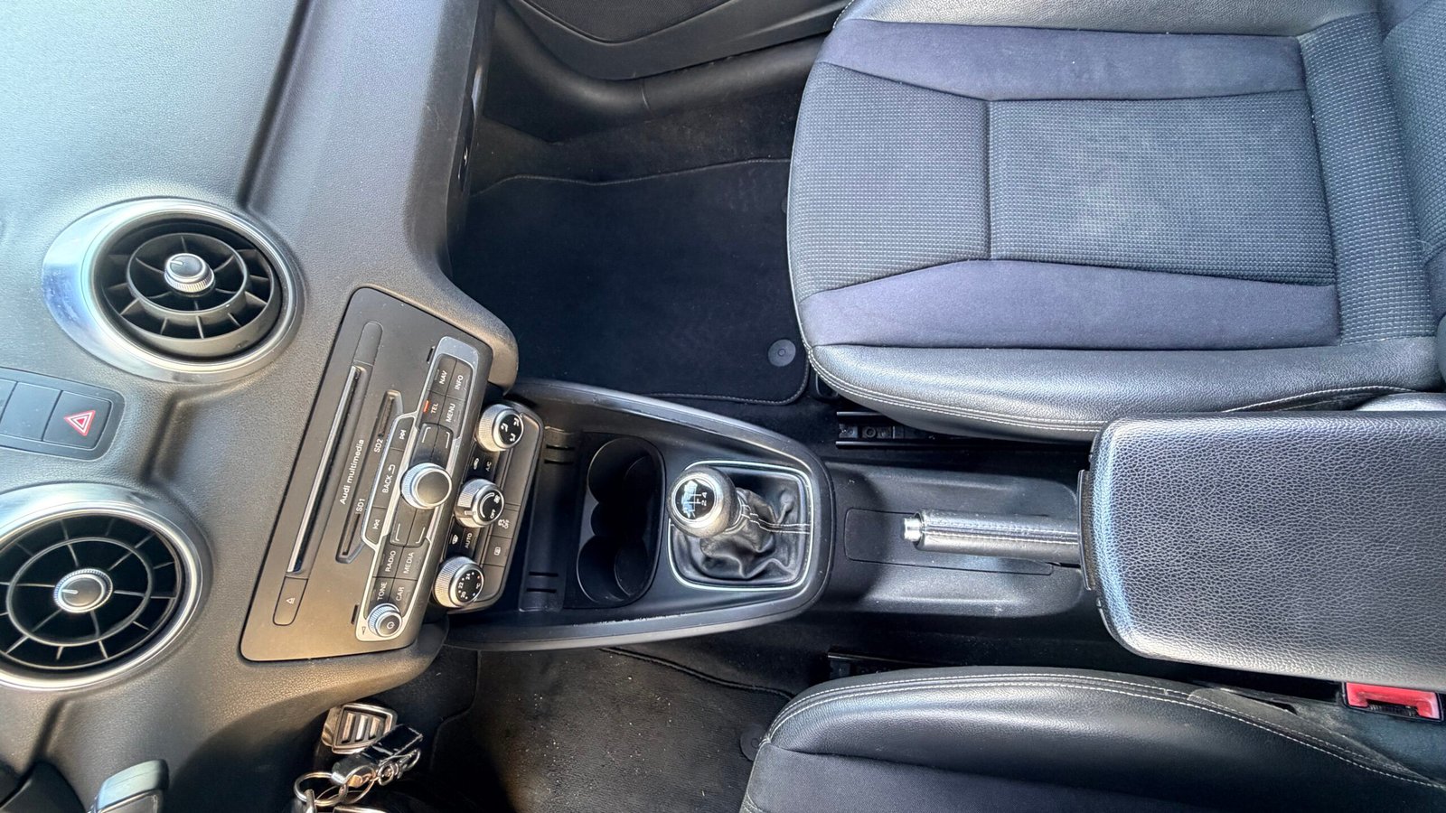 AUDI A1 1.4 TDI 90ch ultra S line