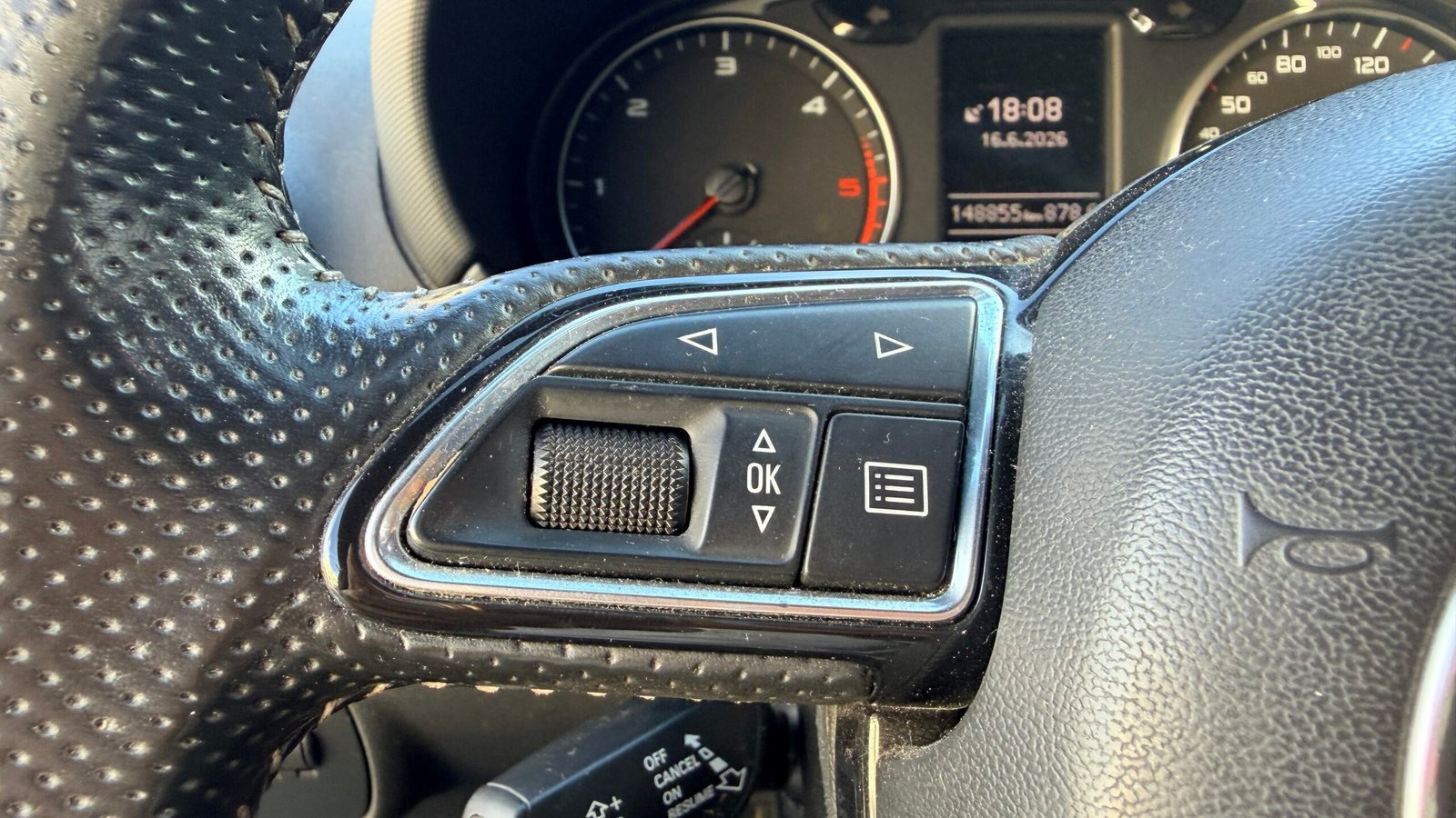 AUDI A1 1.4 TDI 90ch ultra S line
