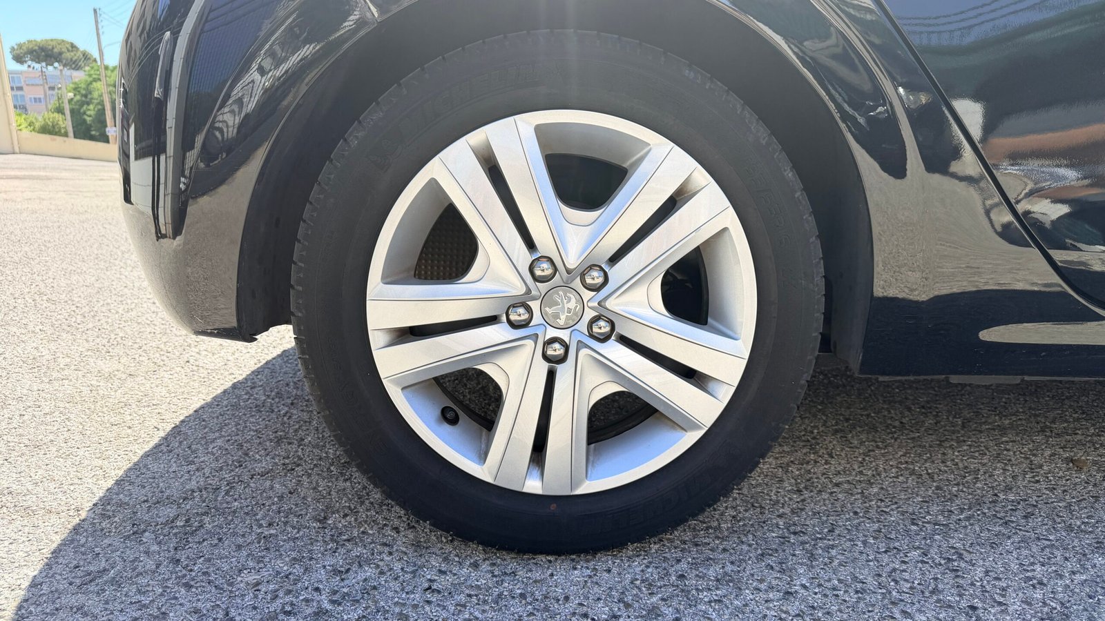 PEUGEOT 208 1.2 PURETECH STYLE 2017
