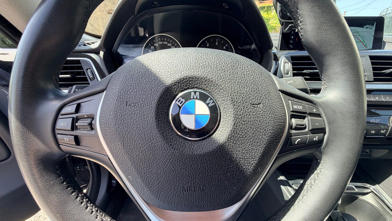 BMW Grand Coupé 420dA Luxury 190 Ch – APPLE CARPLAY / AFFICHAGE TETE HAUTE