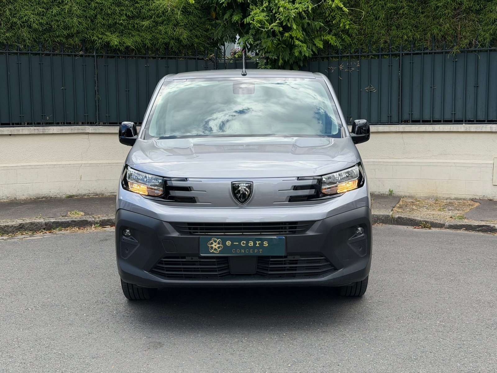 PEUGEOT Partner 131ch boîte automatique