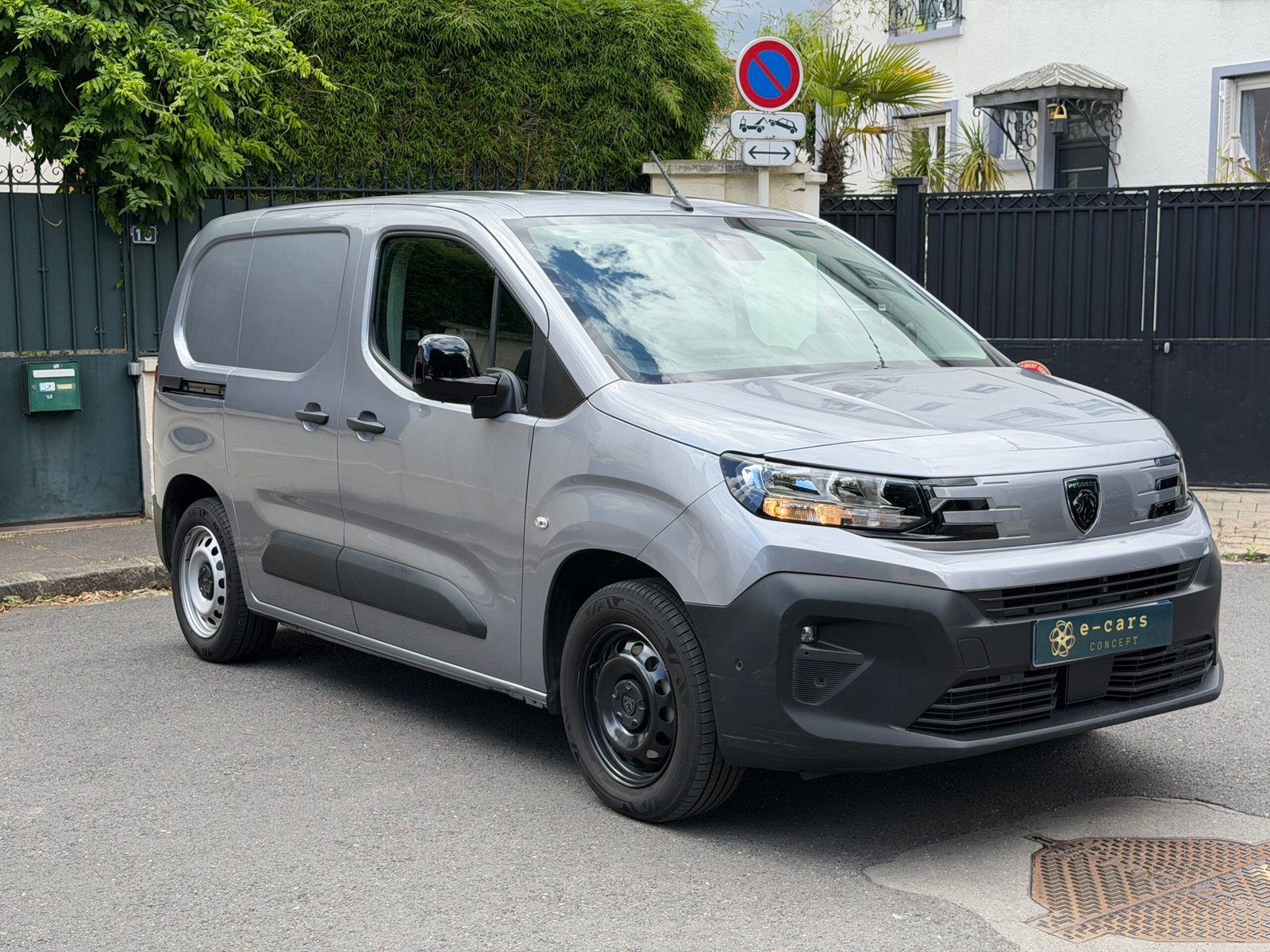 PEUGEOT Partner 131ch boîte automatique