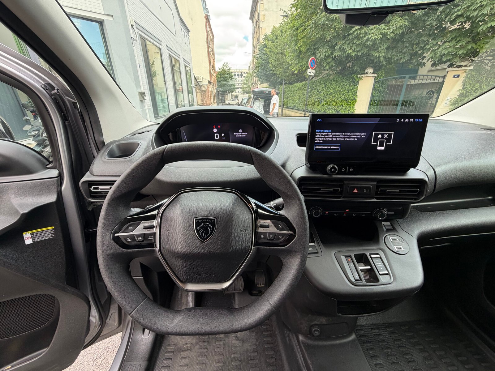 PEUGEOT Partner 131ch boîte automatique