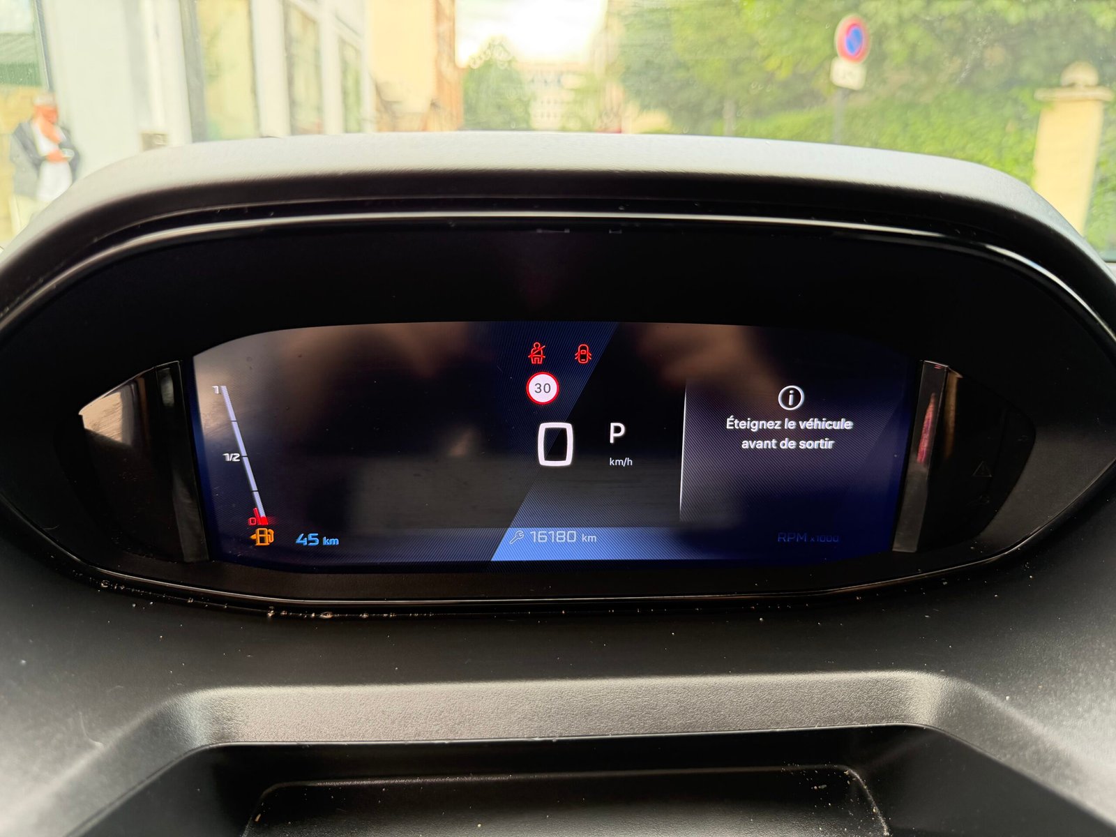 PEUGEOT Partner 131ch boîte automatique