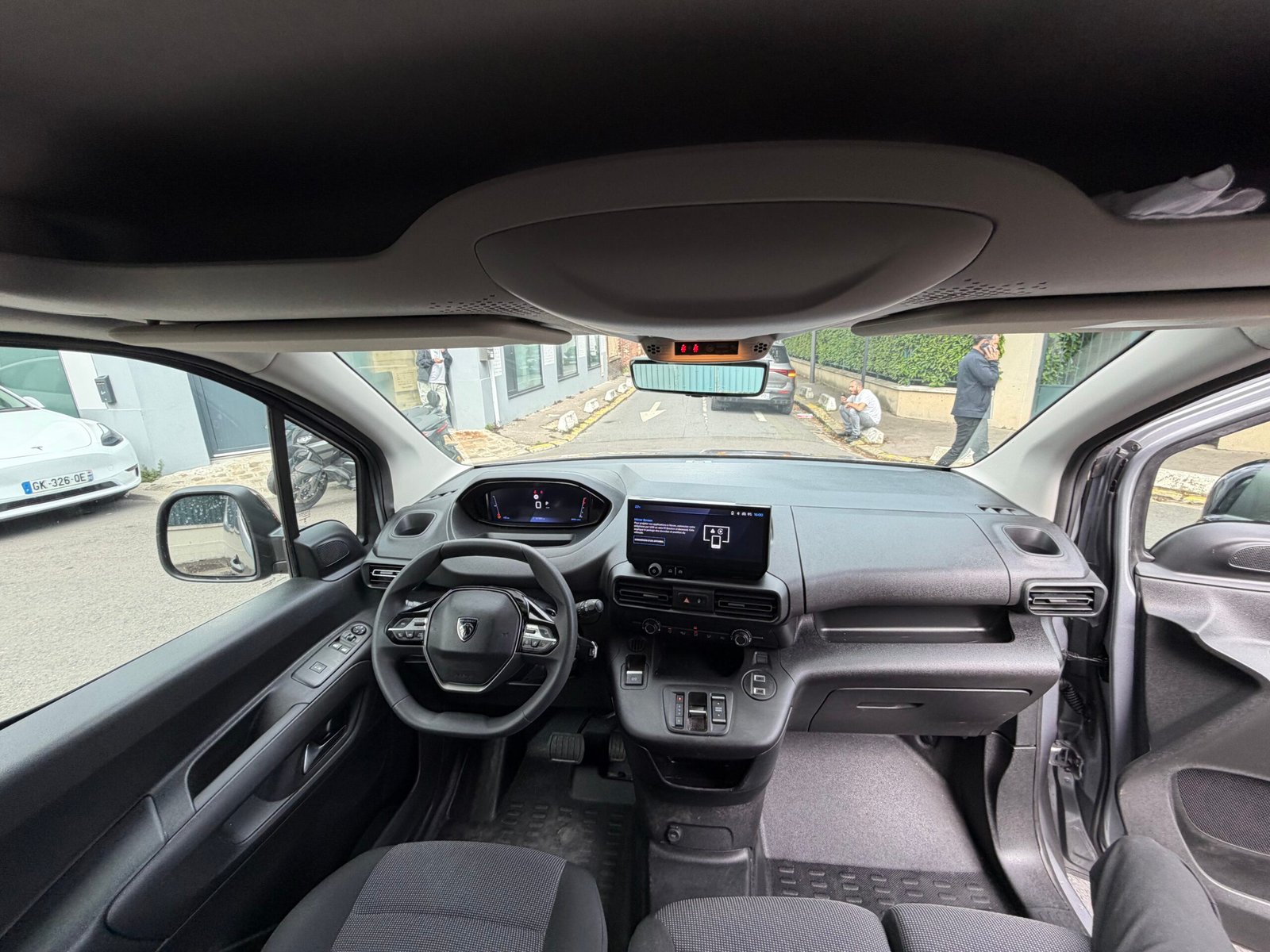 PEUGEOT Partner 131ch boîte automatique