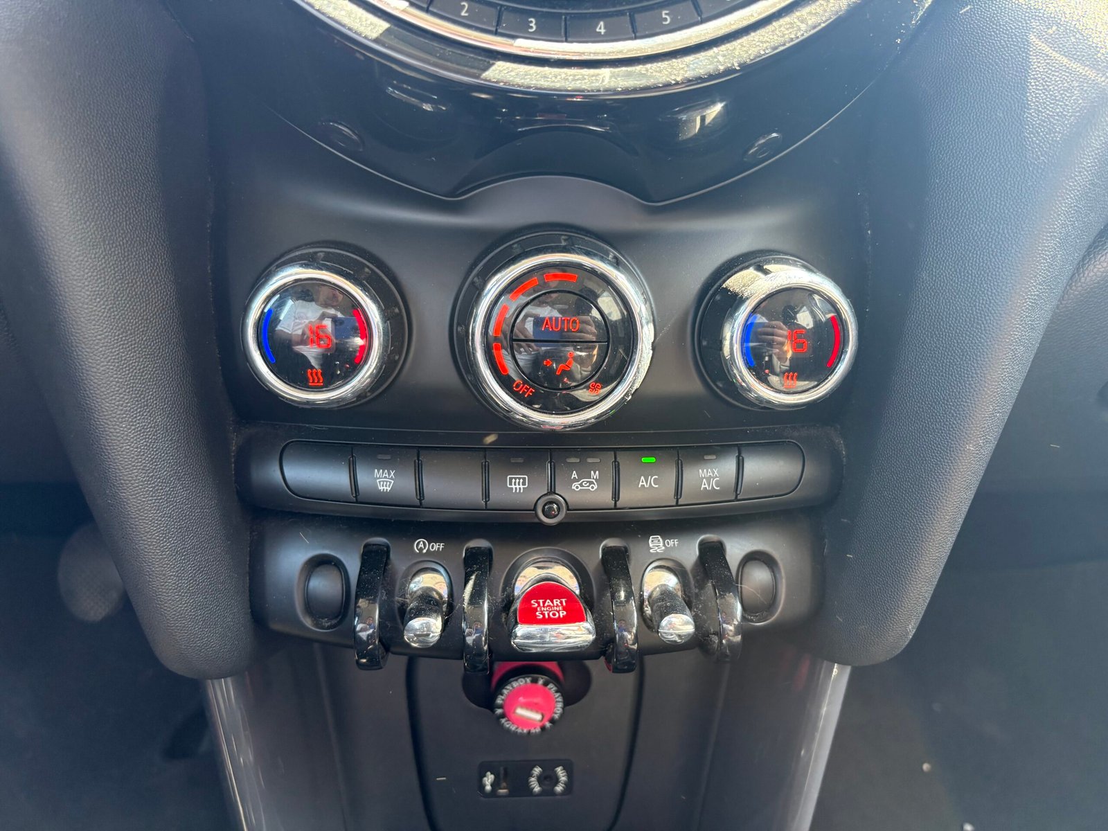 Mini Cooper III 1.5 166d Business