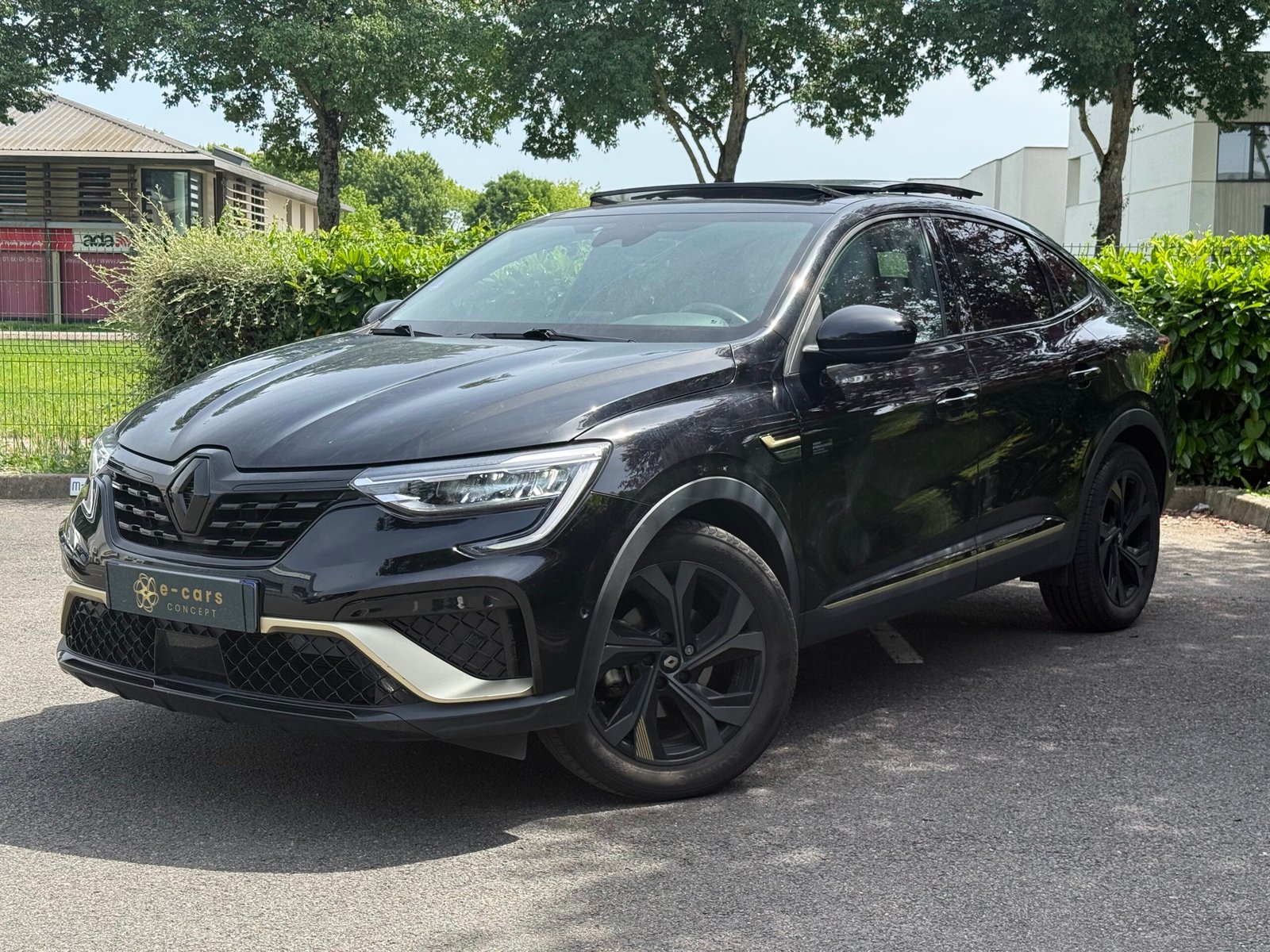 RENAULT Arkana E-TECH 1.6 i 16V GPF 145 Hybrid S&S 94 cv Boîte auto Engineered