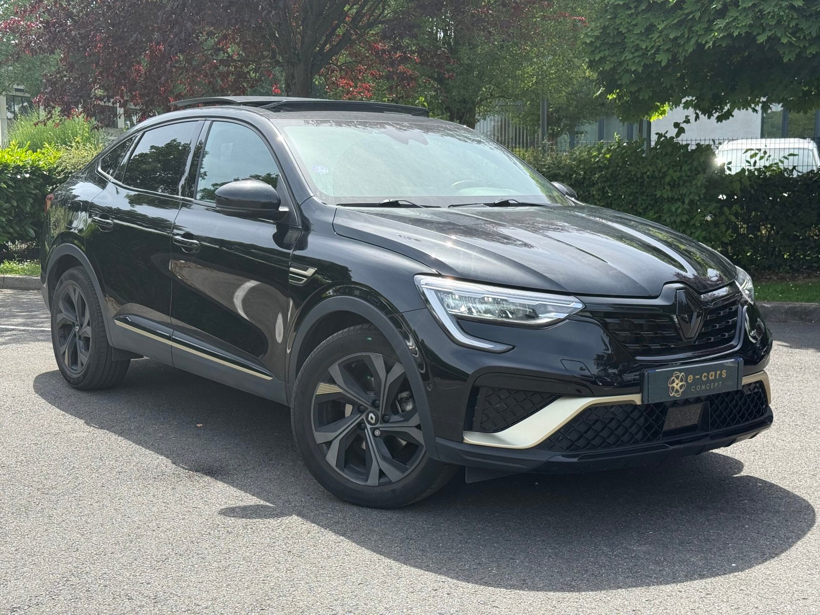 RENAULT Arkana E-TECH 1.6 i 16V GPF 145 Hybrid S&S 94 cv Boîte auto Engineered