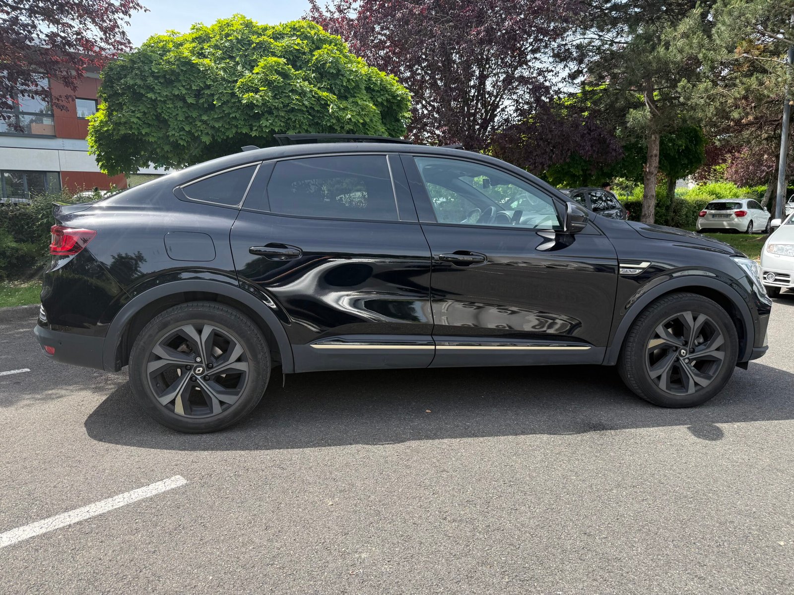 RENAULT Arkana E-TECH 1.6 i 16V GPF 145 Hybrid S&S 94 cv Boîte auto Engineered