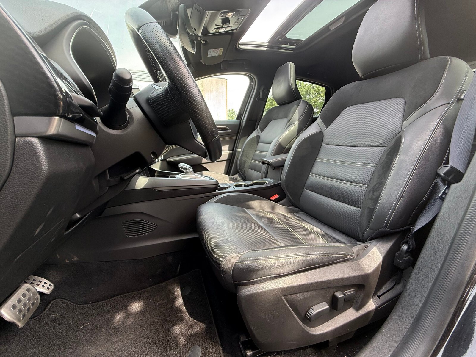 RENAULT Arkana E-TECH 1.6 i 16V GPF 145 Hybrid S&S 94 cv Boîte auto Engineered