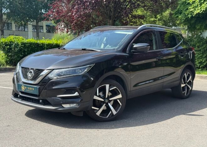 NISSAN Qashqai II Phase 2 1.2 DIG-T 16V 2WD Xtronic CVT S&S 115 cv Boîte auto Tekna