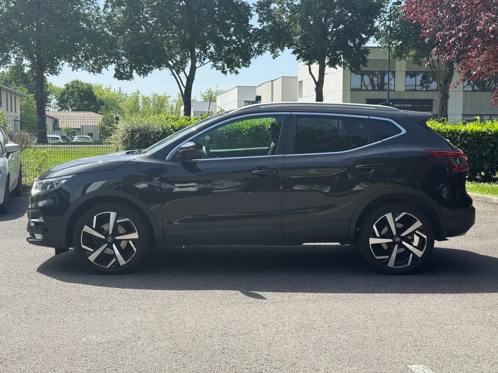 NISSAN Qashqai II Phase 2 1.2 DIG-T 16V 2WD Xtronic CVT S&S 115 cv Boîte auto Tekna