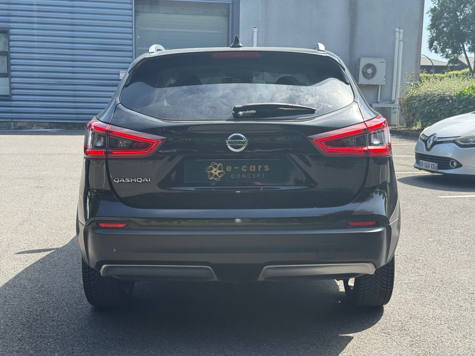NISSAN Qashqai II Phase 2 1.2 DIG-T 16V 2WD Xtronic CVT S&S 115 cv Boîte auto Tekna