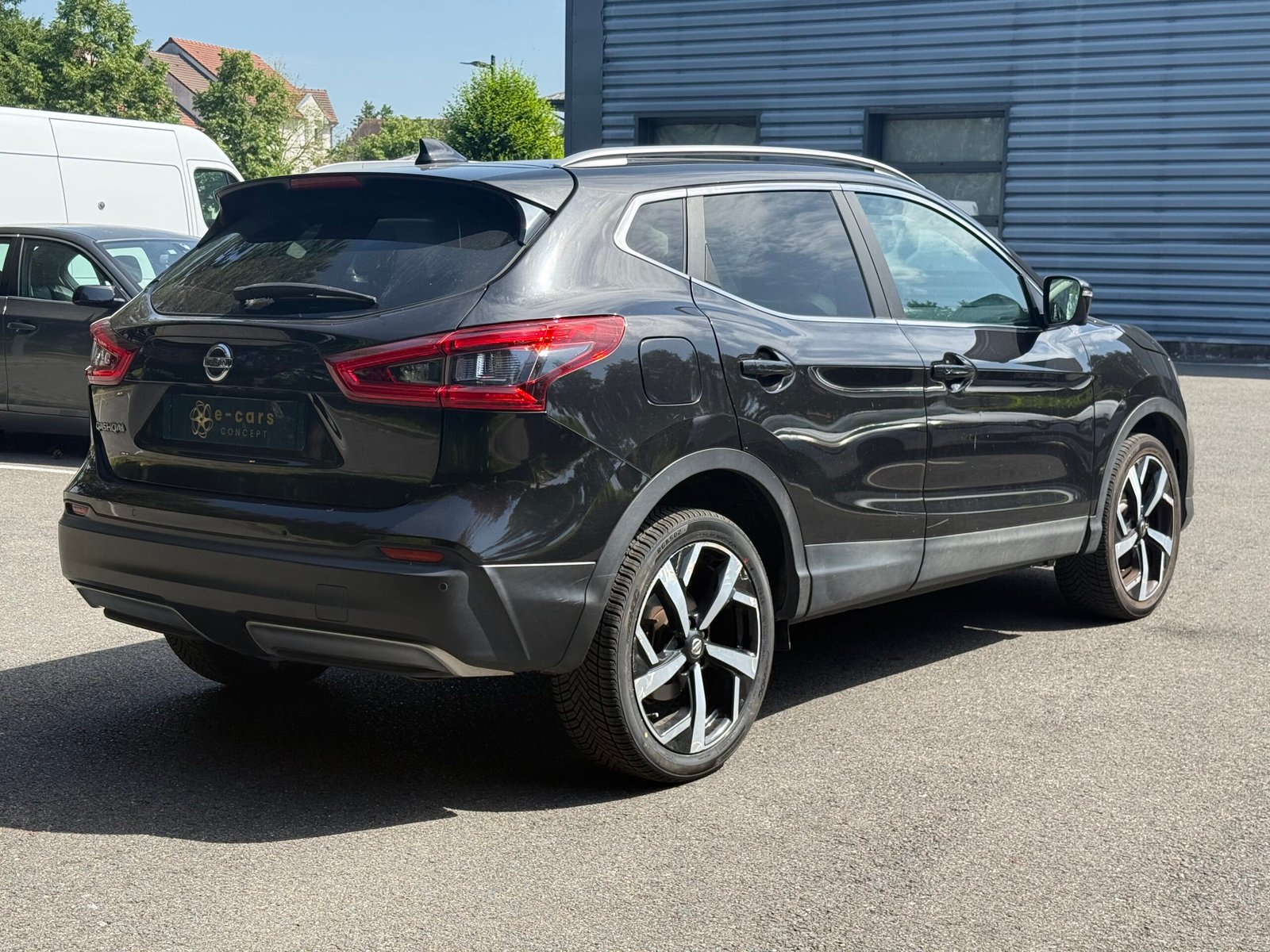 NISSAN Qashqai II Phase 2 1.2 DIG-T 16V 2WD Xtronic CVT S&S 115 cv Boîte auto Tekna