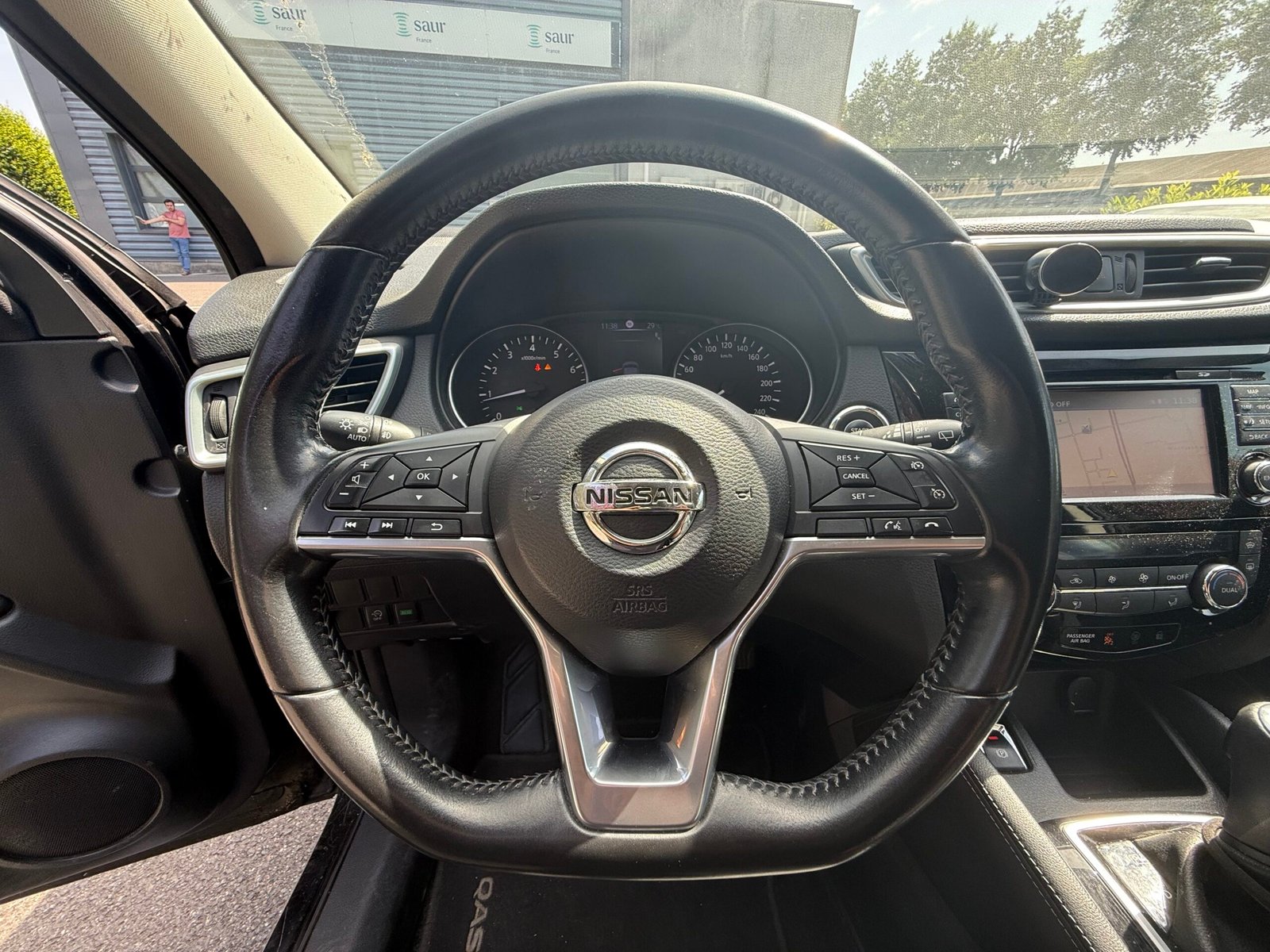 NISSAN Qashqai II Phase 2 1.2 DIG-T 16V 2WD Xtronic CVT S&S 115 cv Boîte auto Tekna