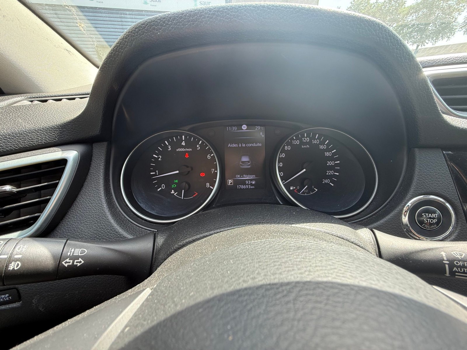 NISSAN Qashqai II Phase 2 1.2 DIG-T 16V 2WD Xtronic CVT S&S 115 cv Boîte auto Tekna
