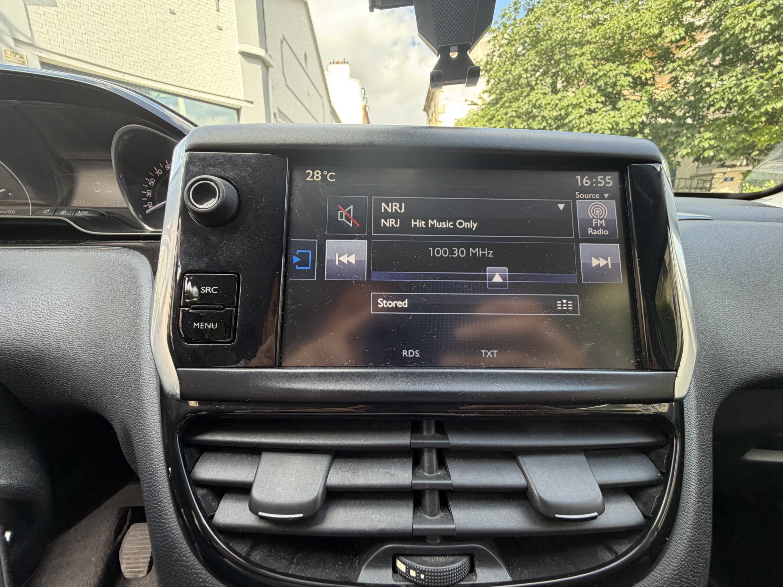 PEUGEOT 208 82ch