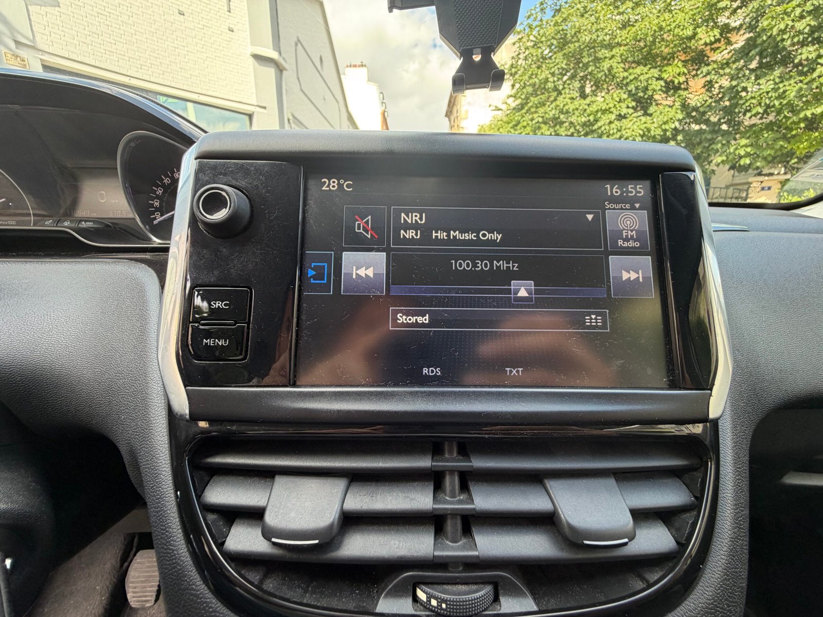 PEUGEOT 208 82ch