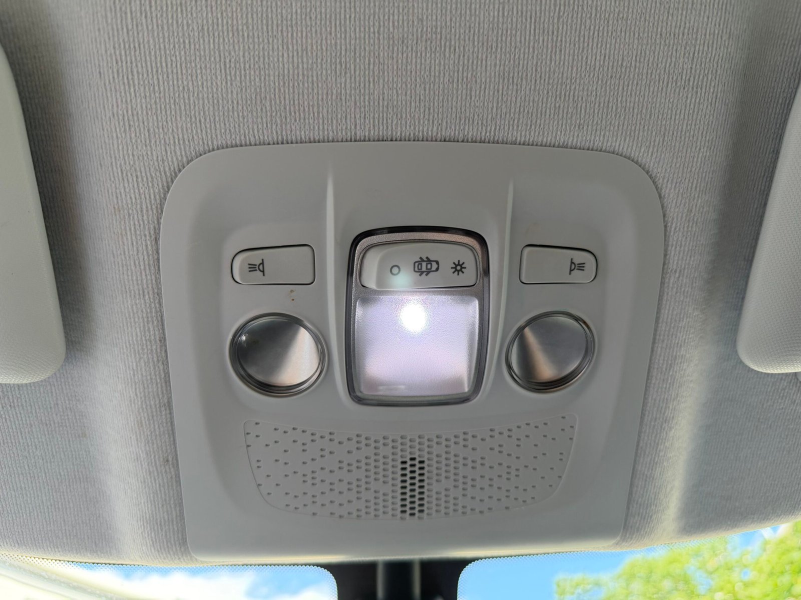 PEUGEOT 208 82ch