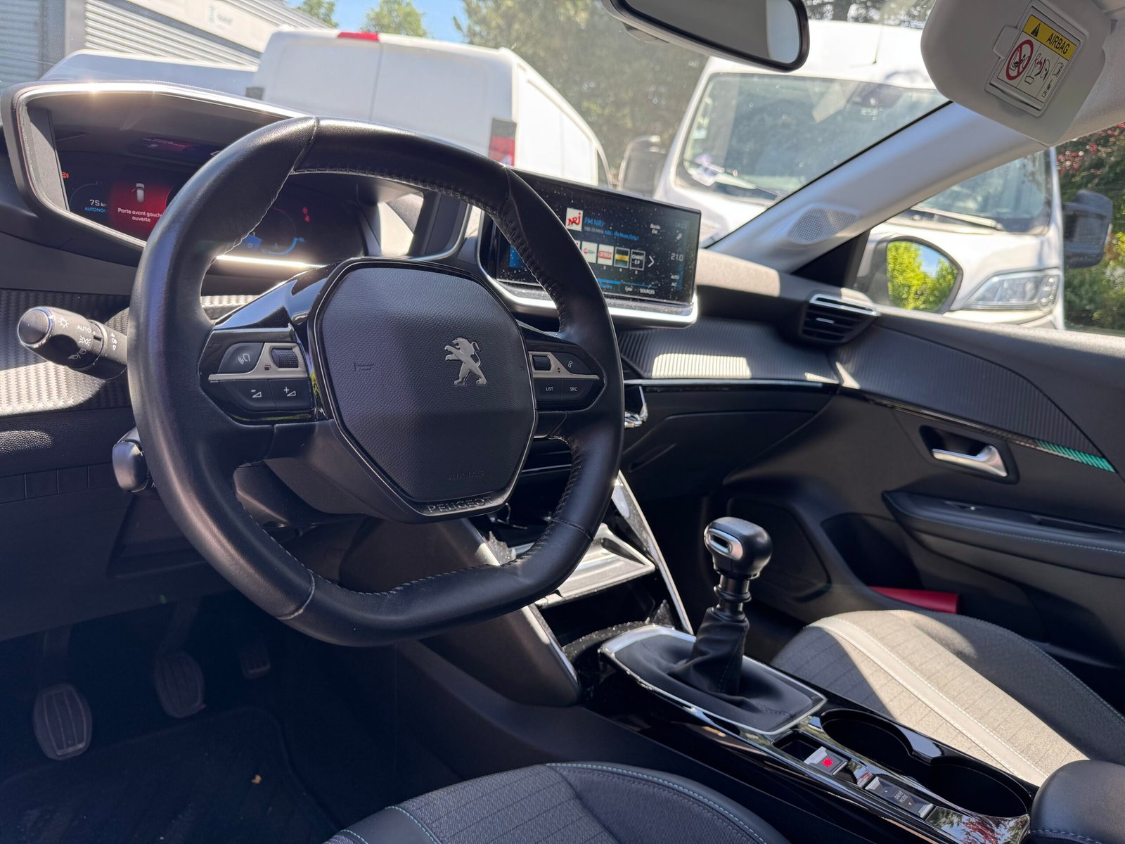PEUGEOT 208 – II 5 Portes 1.2 PureTech 12V S&S 100 cv Allure