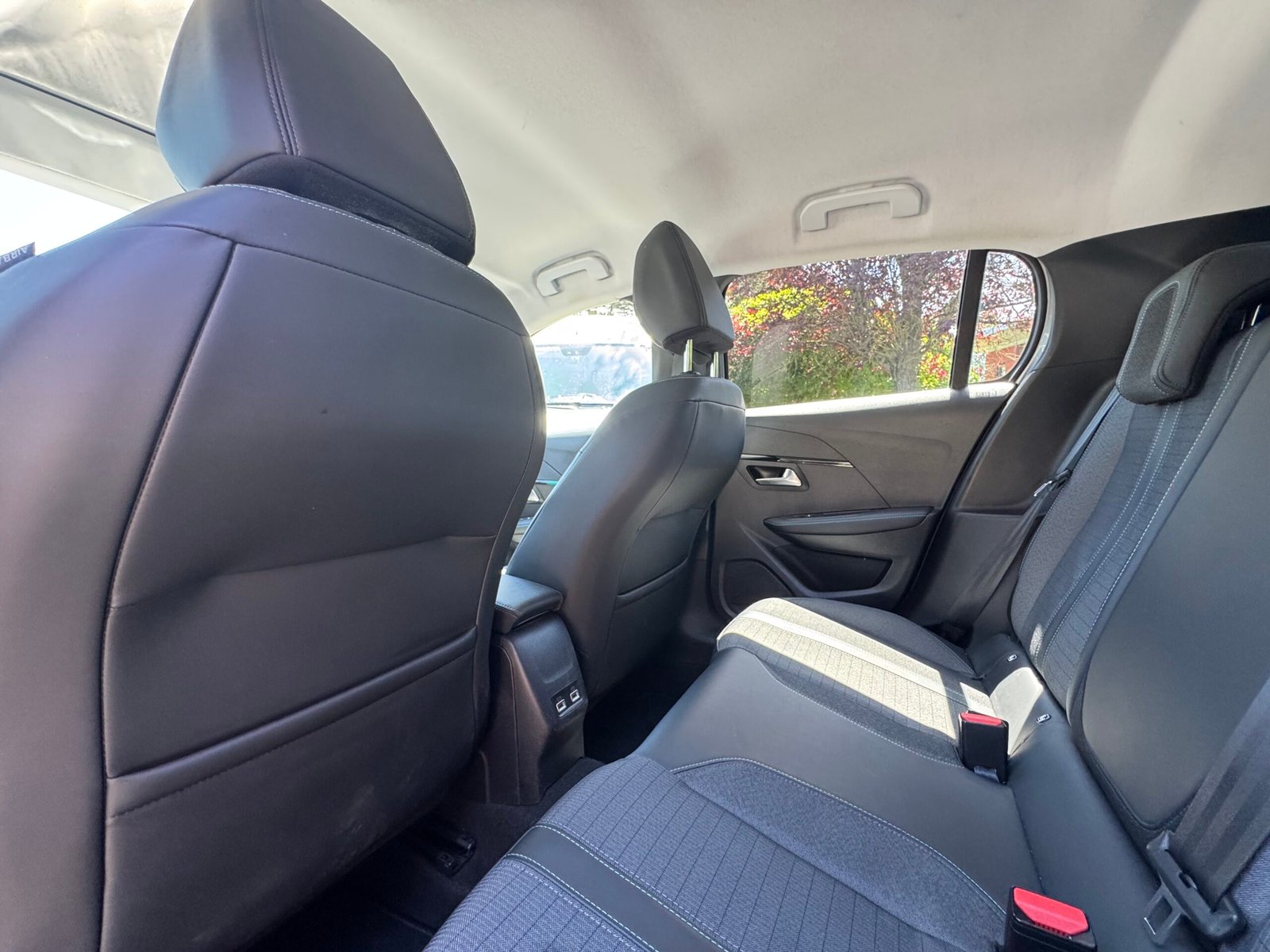 PEUGEOT 208 – II 5 Portes 1.2 PureTech 12V S&S 100 cv Allure