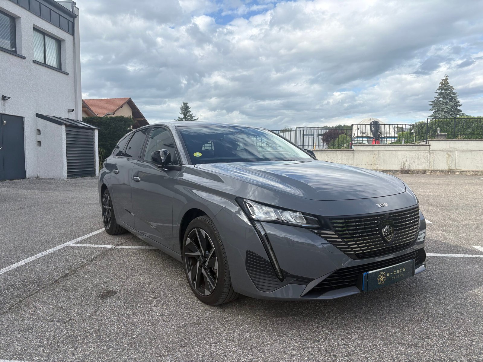 Peugeot 308 III SW 1.5 BlueHDI 16V EAT8 S&S 130cv boîte auto