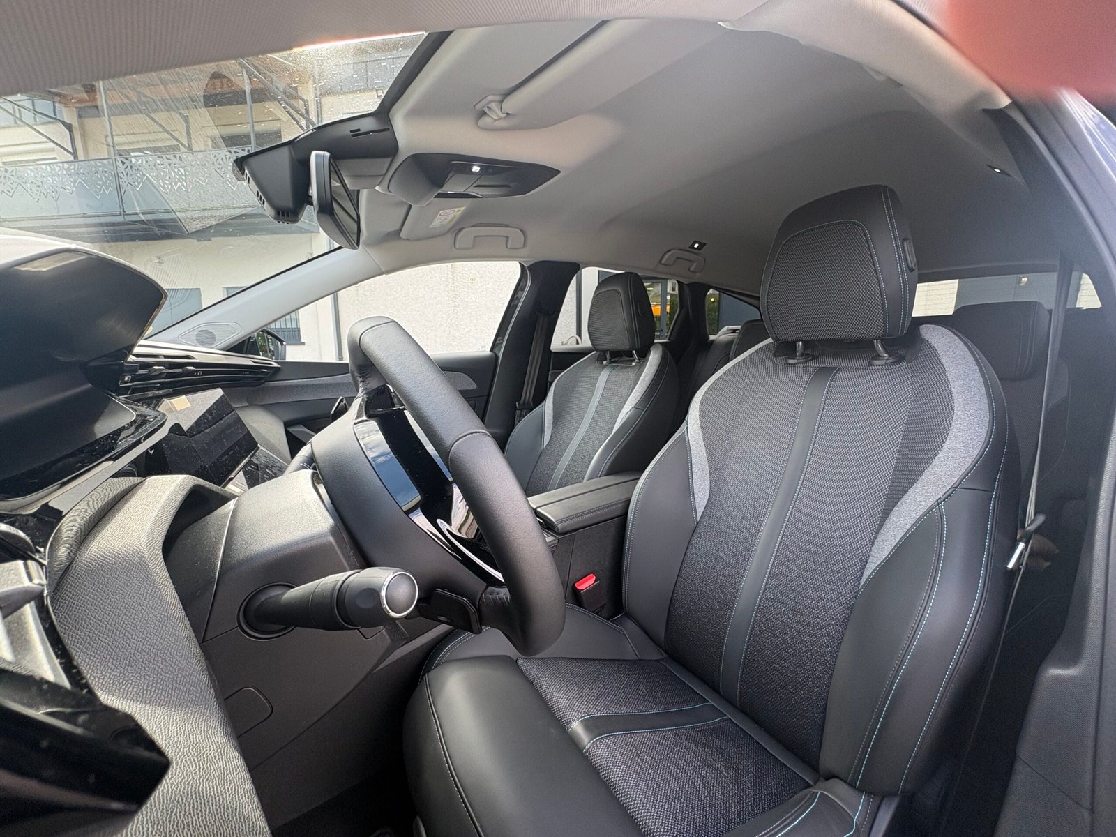 Peugeot 308 III SW 1.5 BlueHDI 16V EAT8 S&S 130cv boîte auto