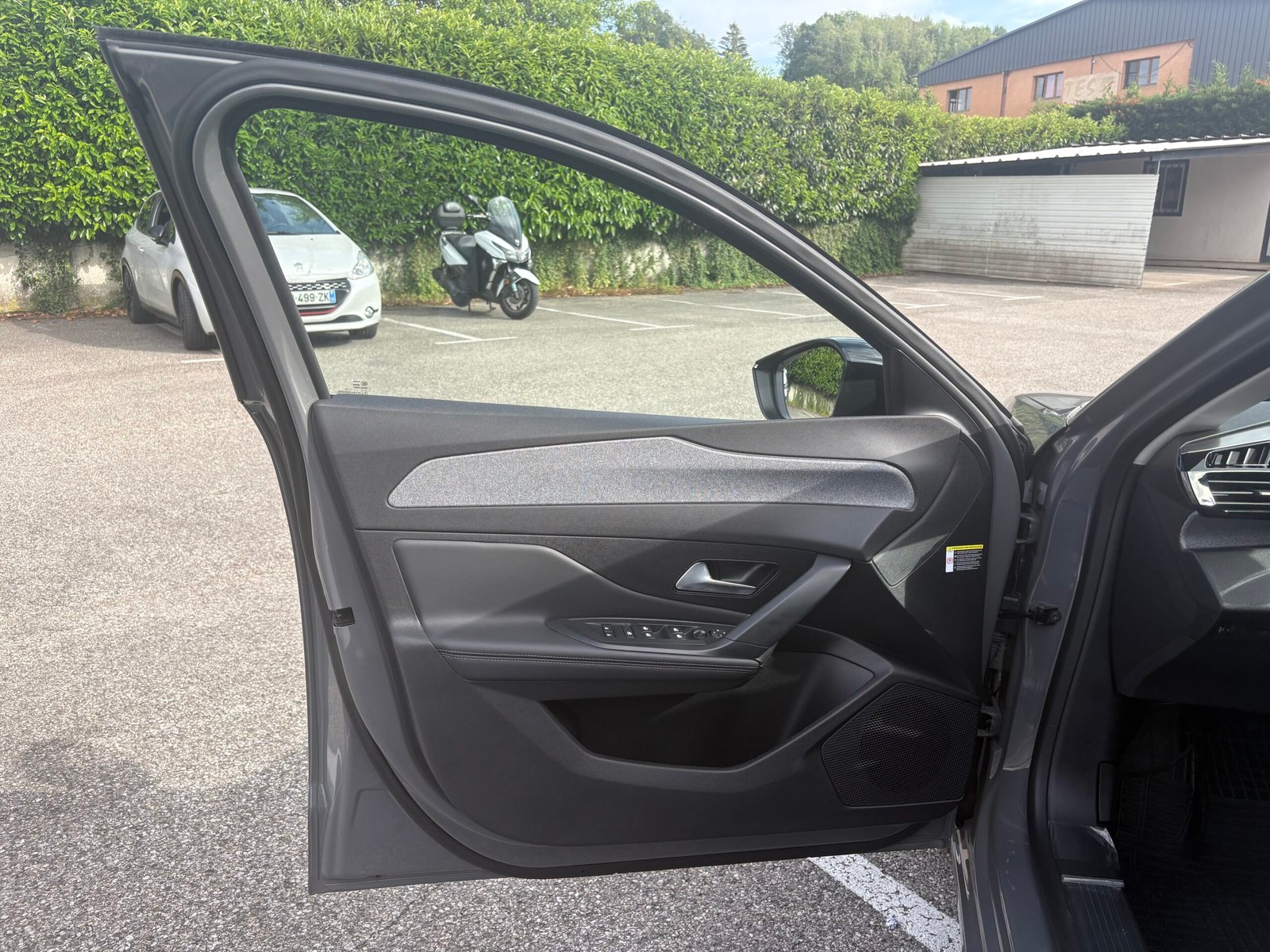Peugeot 308 III SW 1.5 BlueHDI 16V EAT8 S&S 130cv boîte auto