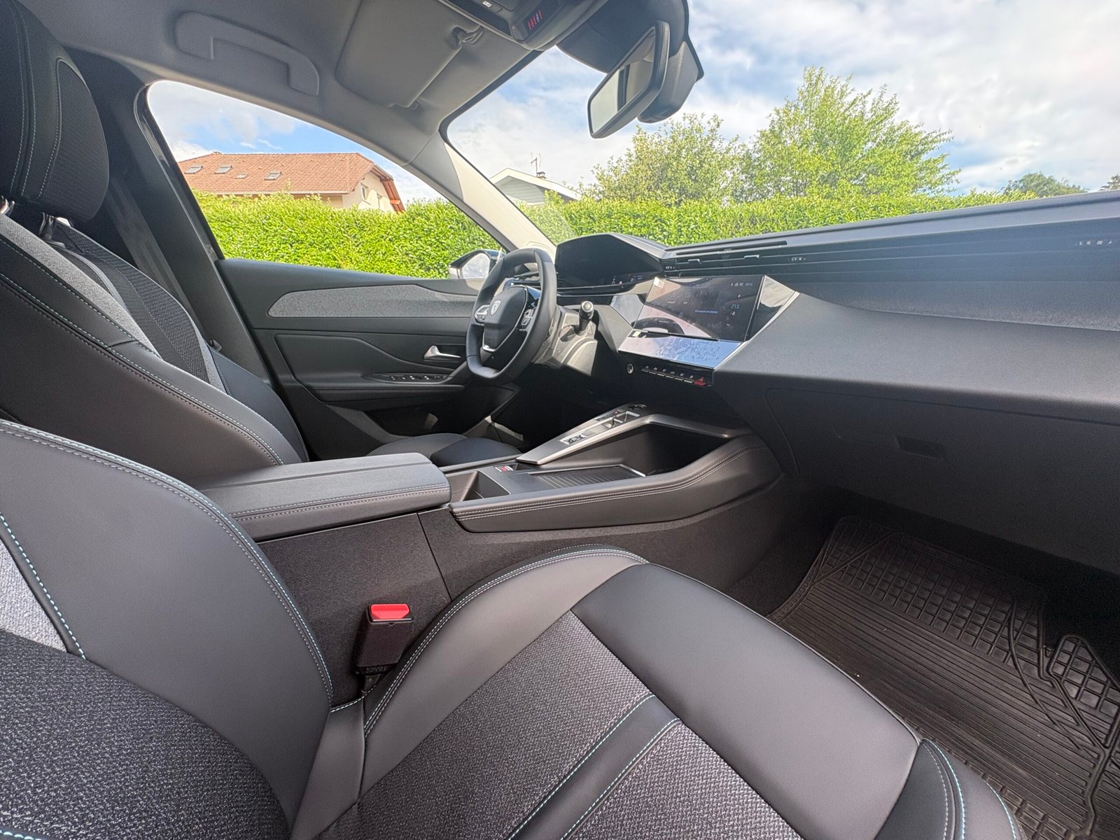 Peugeot 308 III SW 1.5 BlueHDI 16V EAT8 S&S 130cv boîte auto