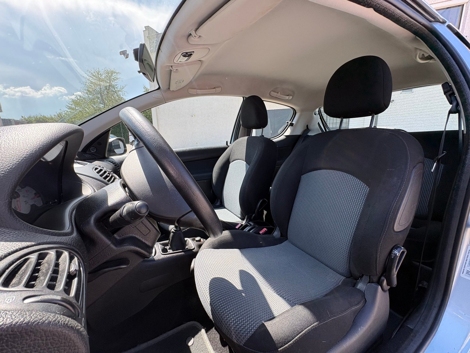 Peugeot 206 1.4 Trendy 4P