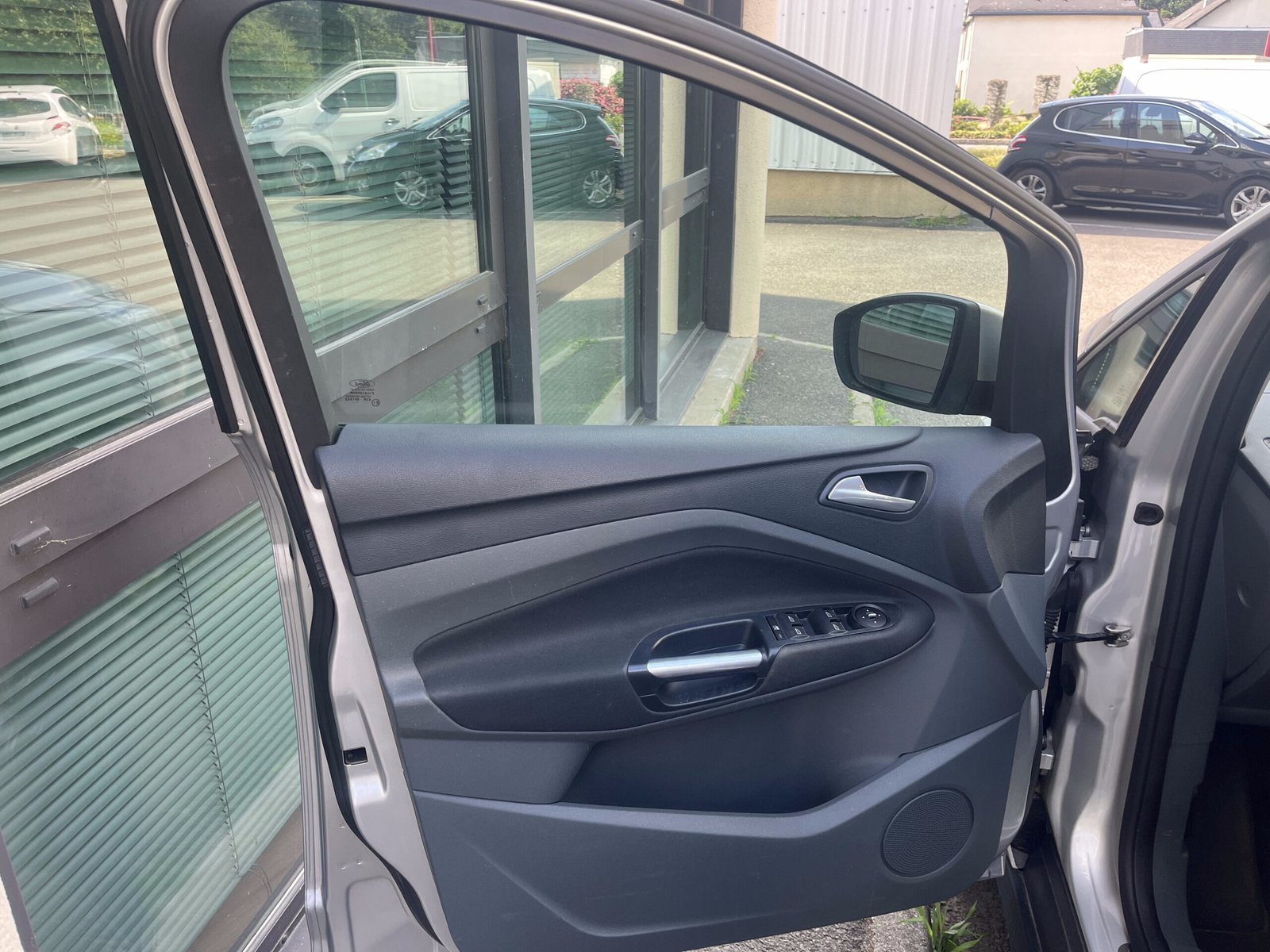 Ford C-MAX 70Ch — 2011 — 138 000 km — Diesel — Manuelle