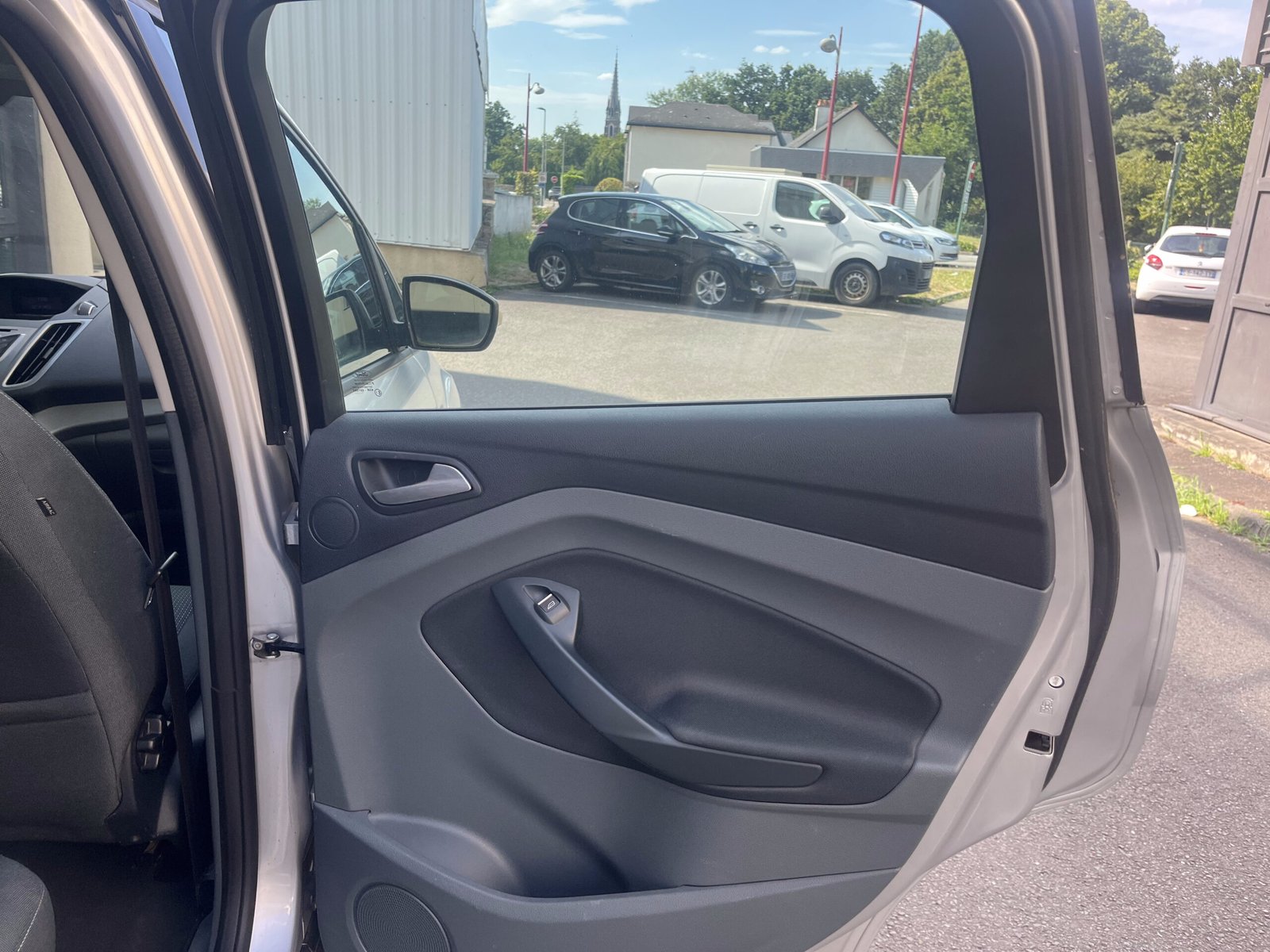 Ford C-MAX 70Ch — 2011 — 138 000 km — Diesel — Manuelle