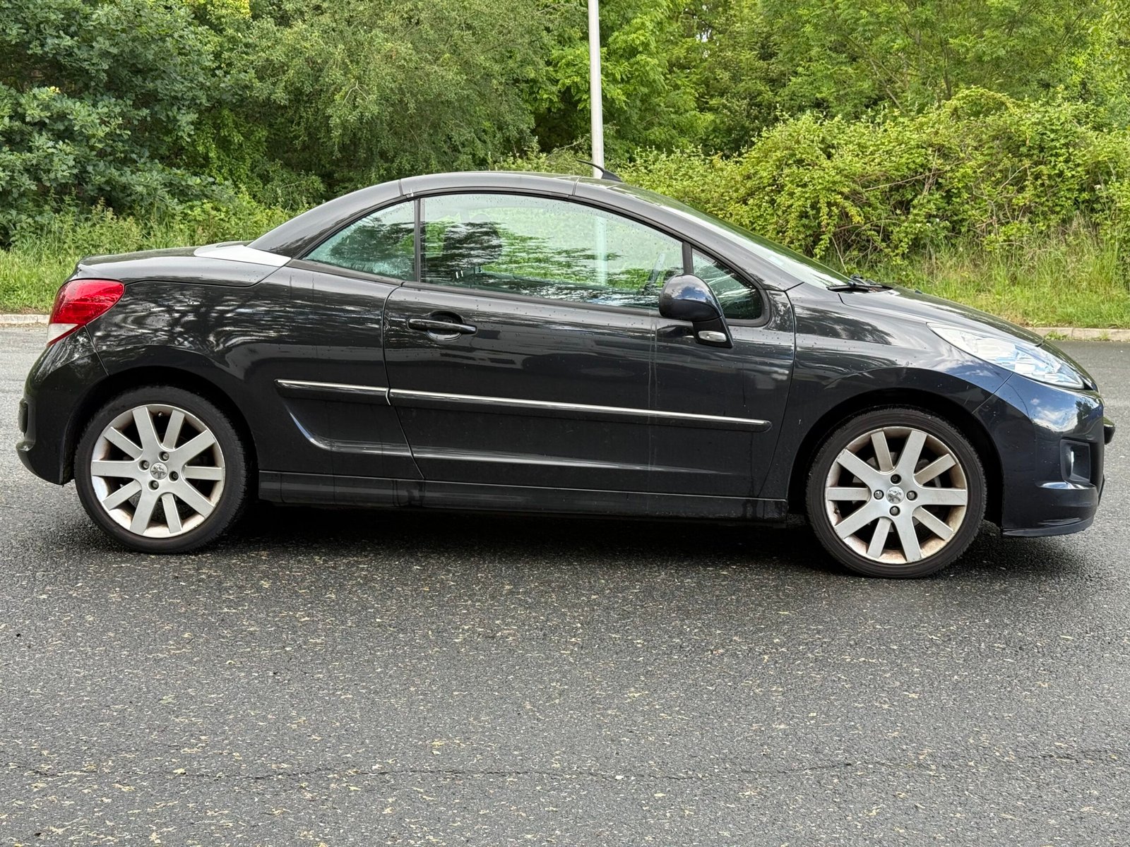 PEUGEOT 207 CC 1.6 16V 120 ch « Féline »
