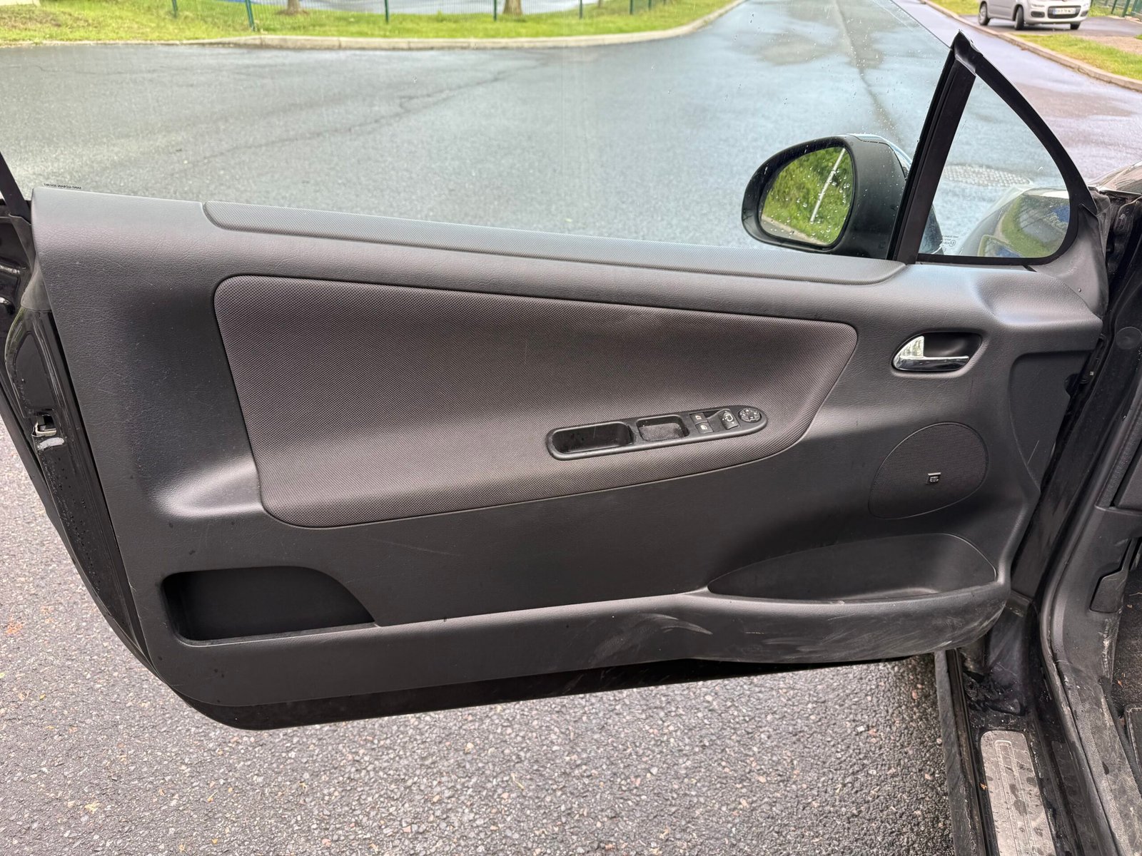 PEUGEOT 207 CC 1.6 16V 120 ch « Féline »
