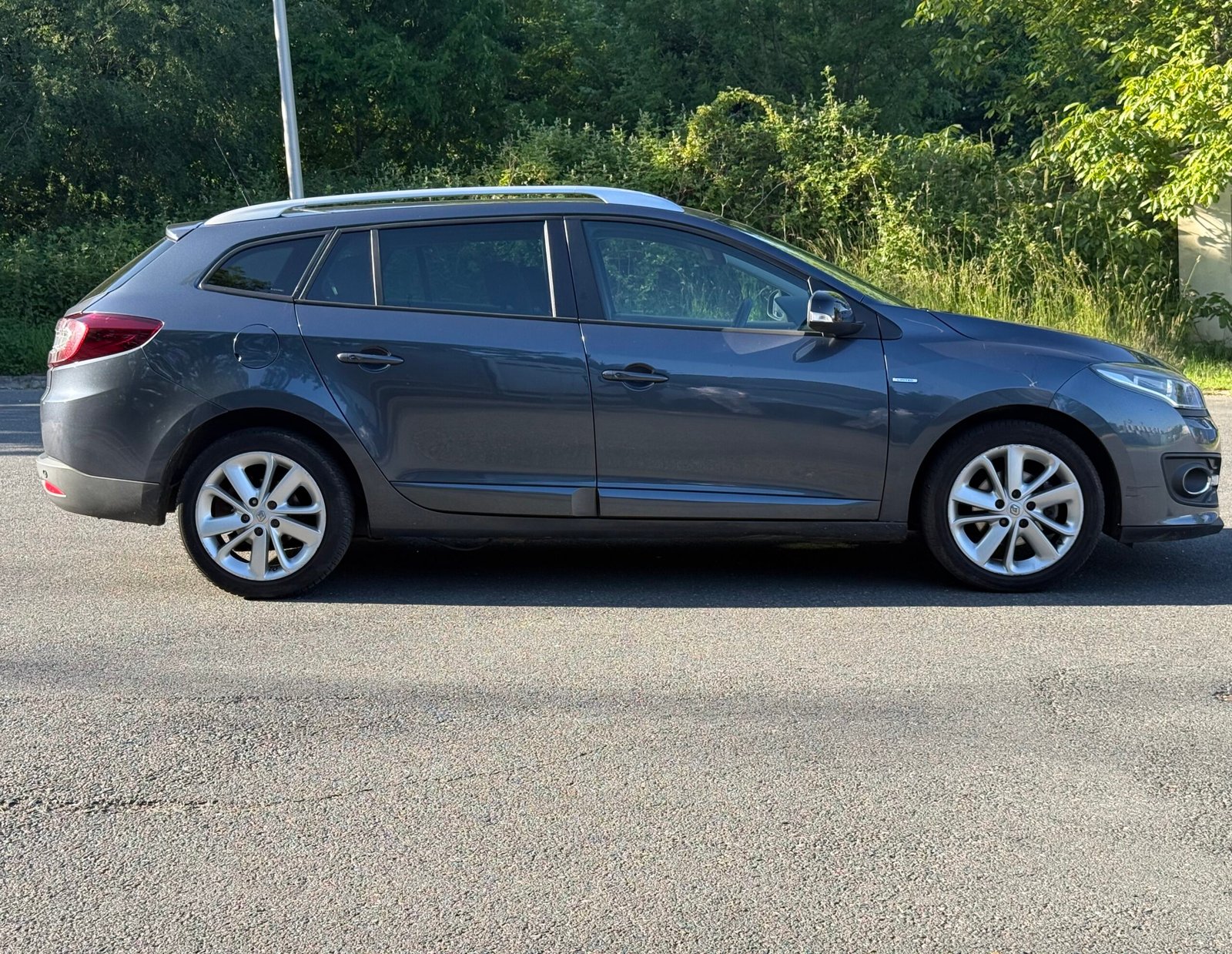 RENAULT Mégane Estate III (phase 3) 1.2 TCe 115 ch « Limited »