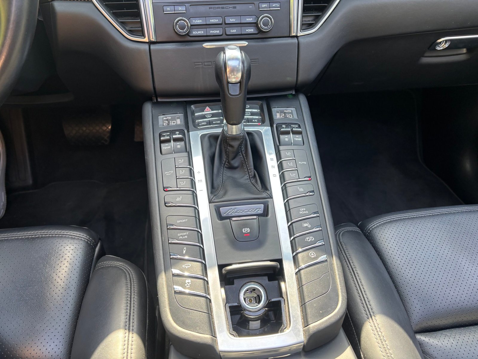 PORSCHE Macan Turbo 3.6 V6 Turbo 400 Pack Carbone