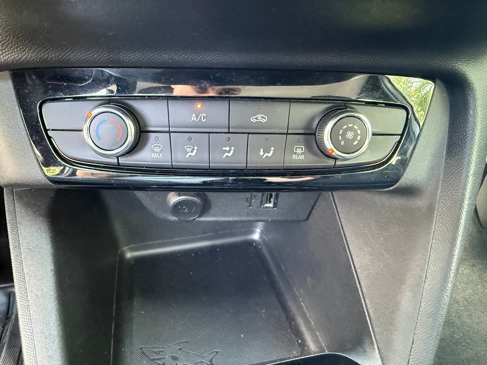 OPEL Corsa 1.2 Turbo 100 ch «Elegance »