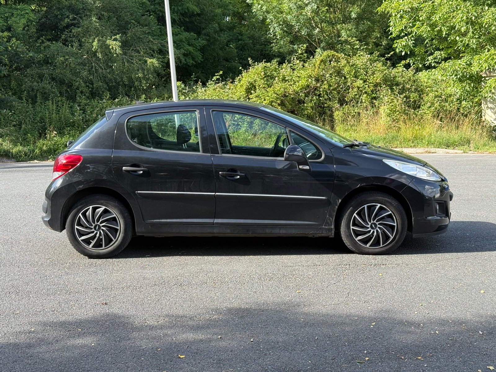 PEUGEOT 207 1.4 VTi 95 ch « Trendy »