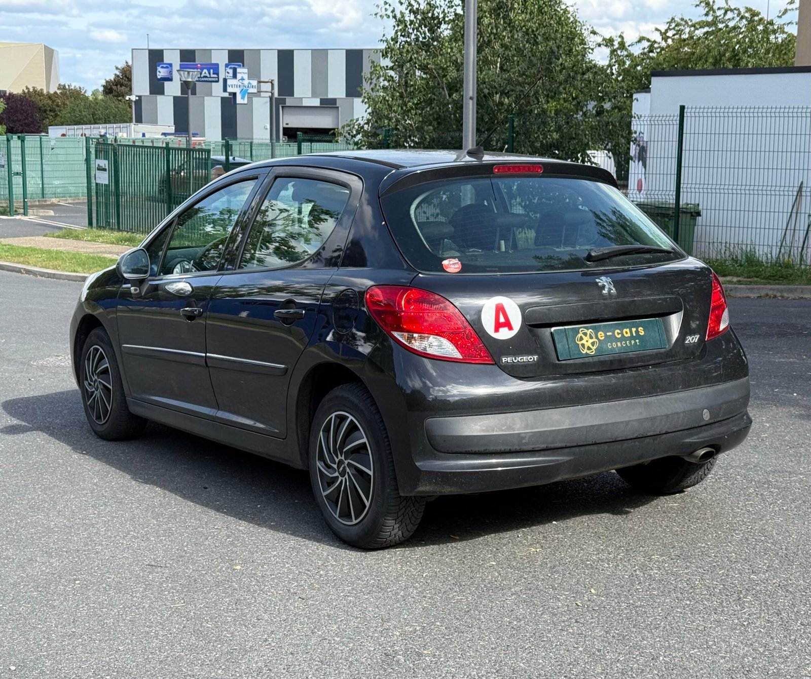 PEUGEOT 207 1.4 VTi 95 ch « Trendy »