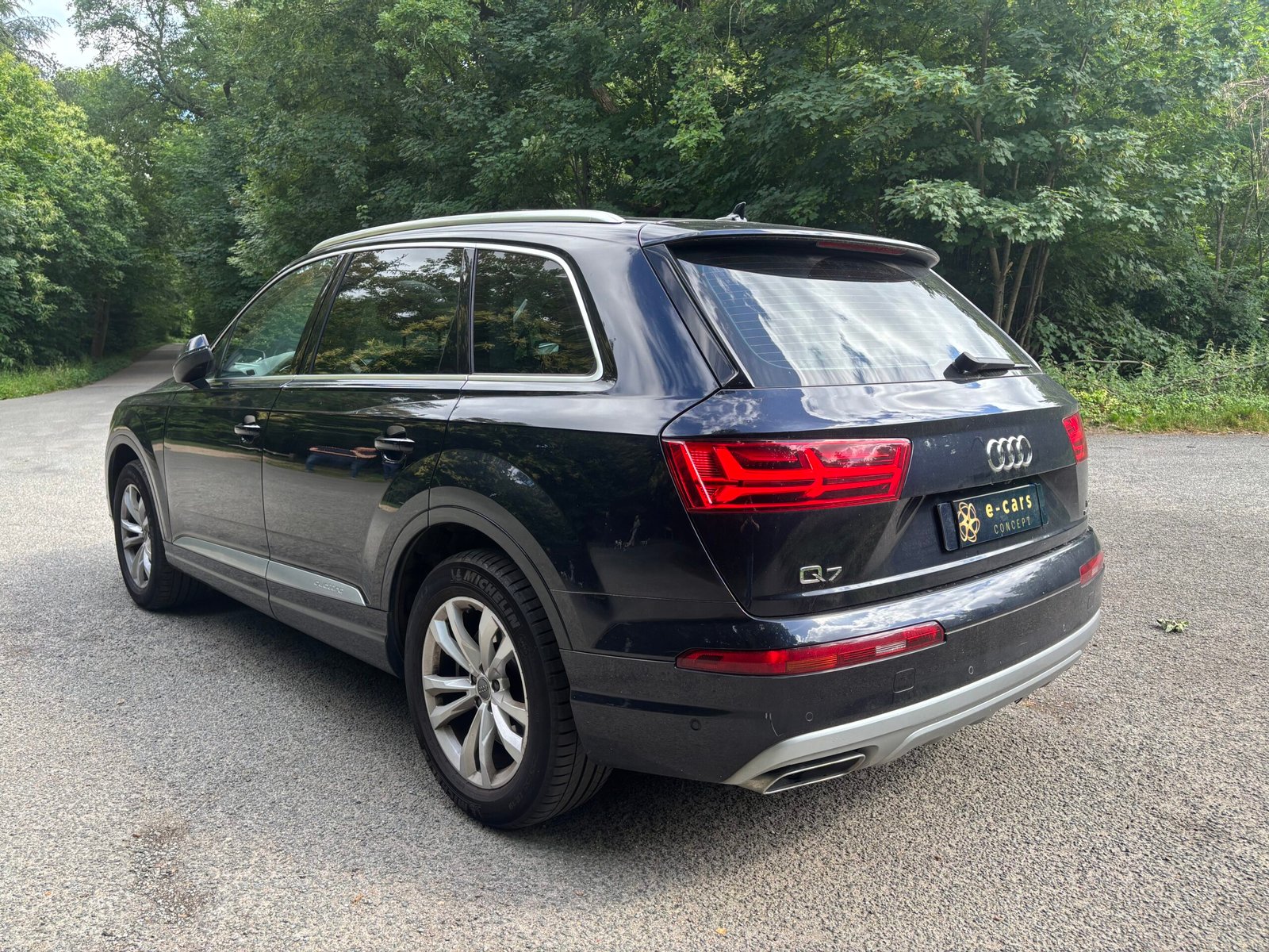 AUDI Q7 3.0 TDI V6 Quattro 218 cv AVUS