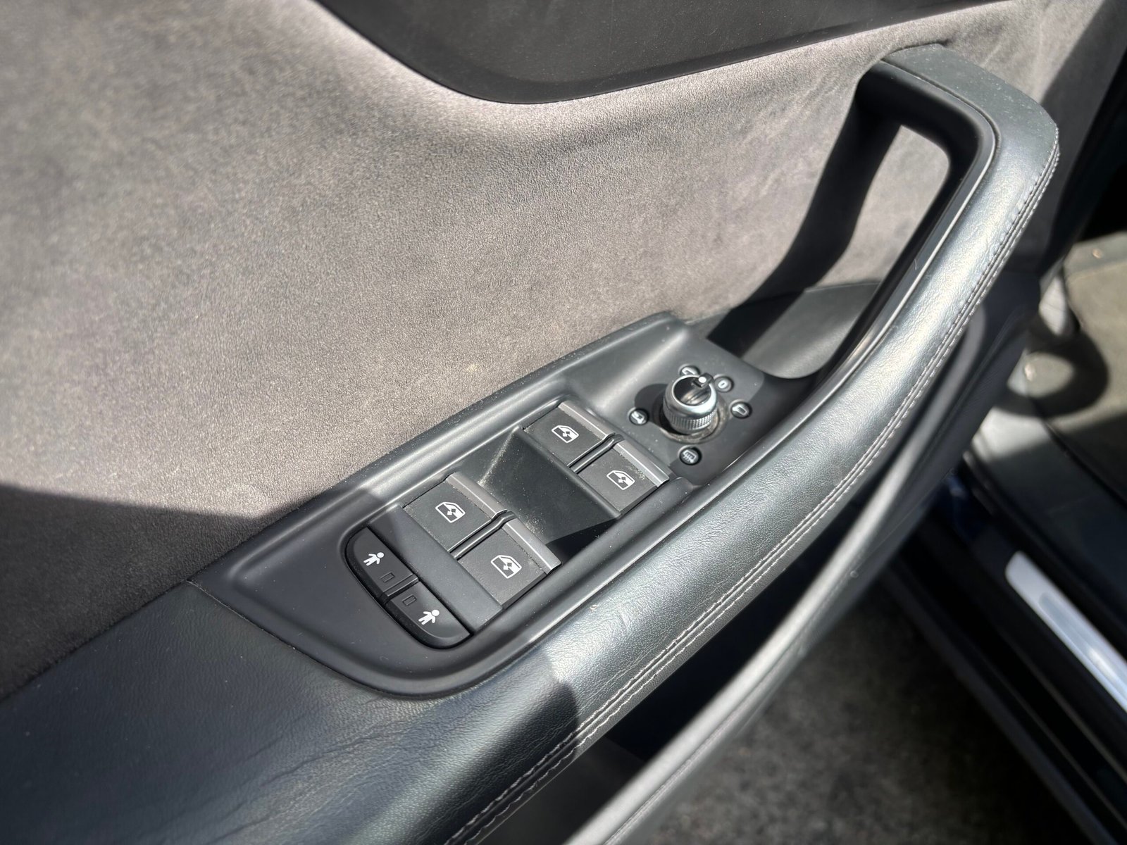 AUDI Q7 3.0 TDI V6 Quattro 218 cv AVUS