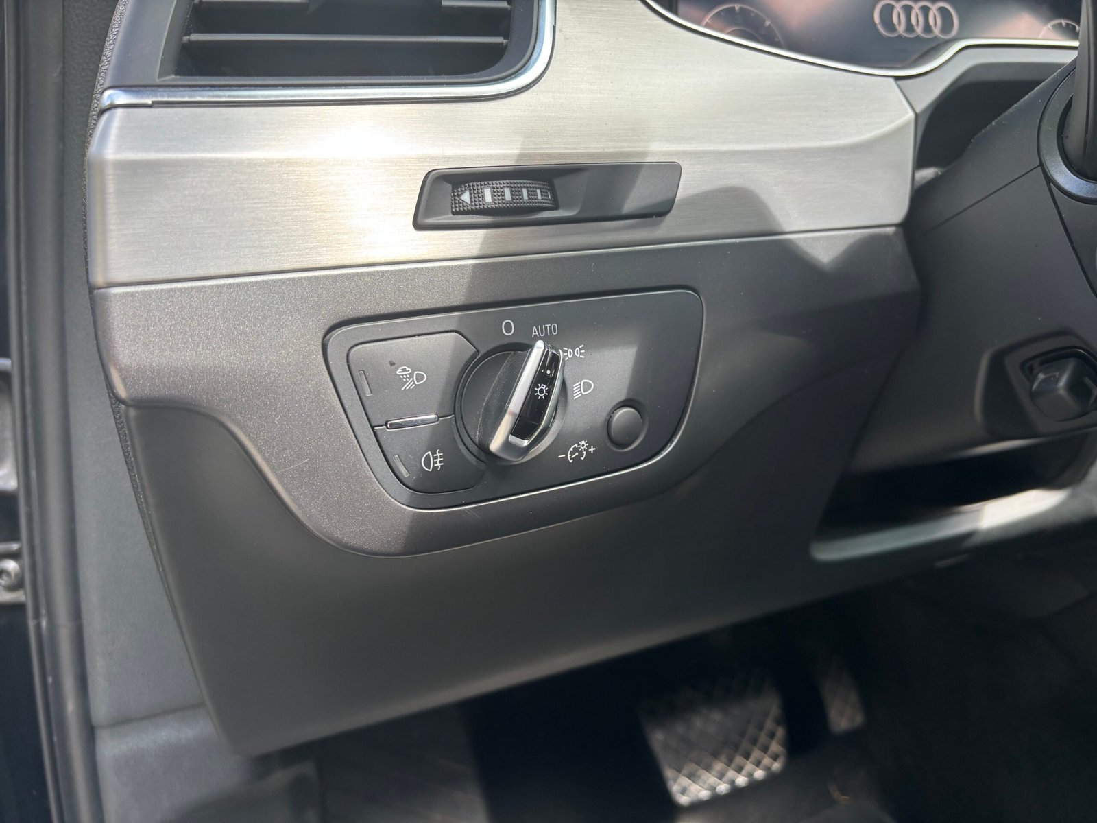 AUDI Q7 3.0 TDI V6 Quattro 218 cv AVUS