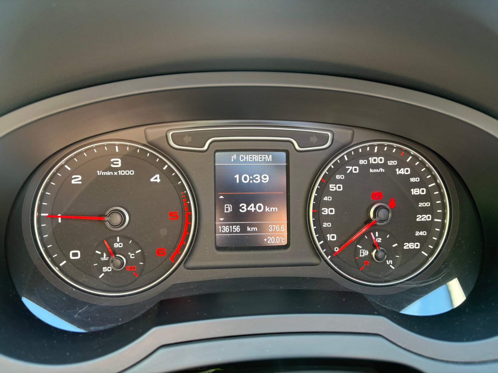 AUDI Q3 Quattro 2.0 TDI 140 AMBITION LUXE