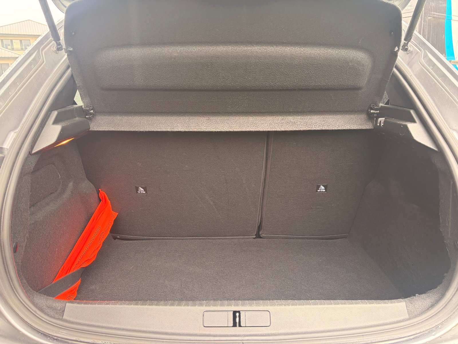 PEUGEOT 208 – II 5 Portes 1.2 PureTech 12V S&S 100 cv Allure