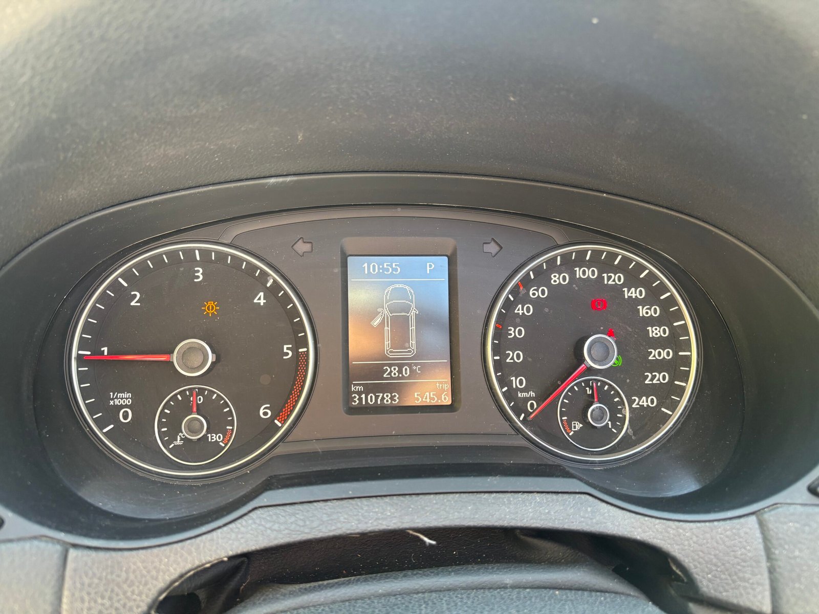 VOLKSWAGEN Sharan 2.0 TDi DSG6 170 CARAT 1ere MAIN