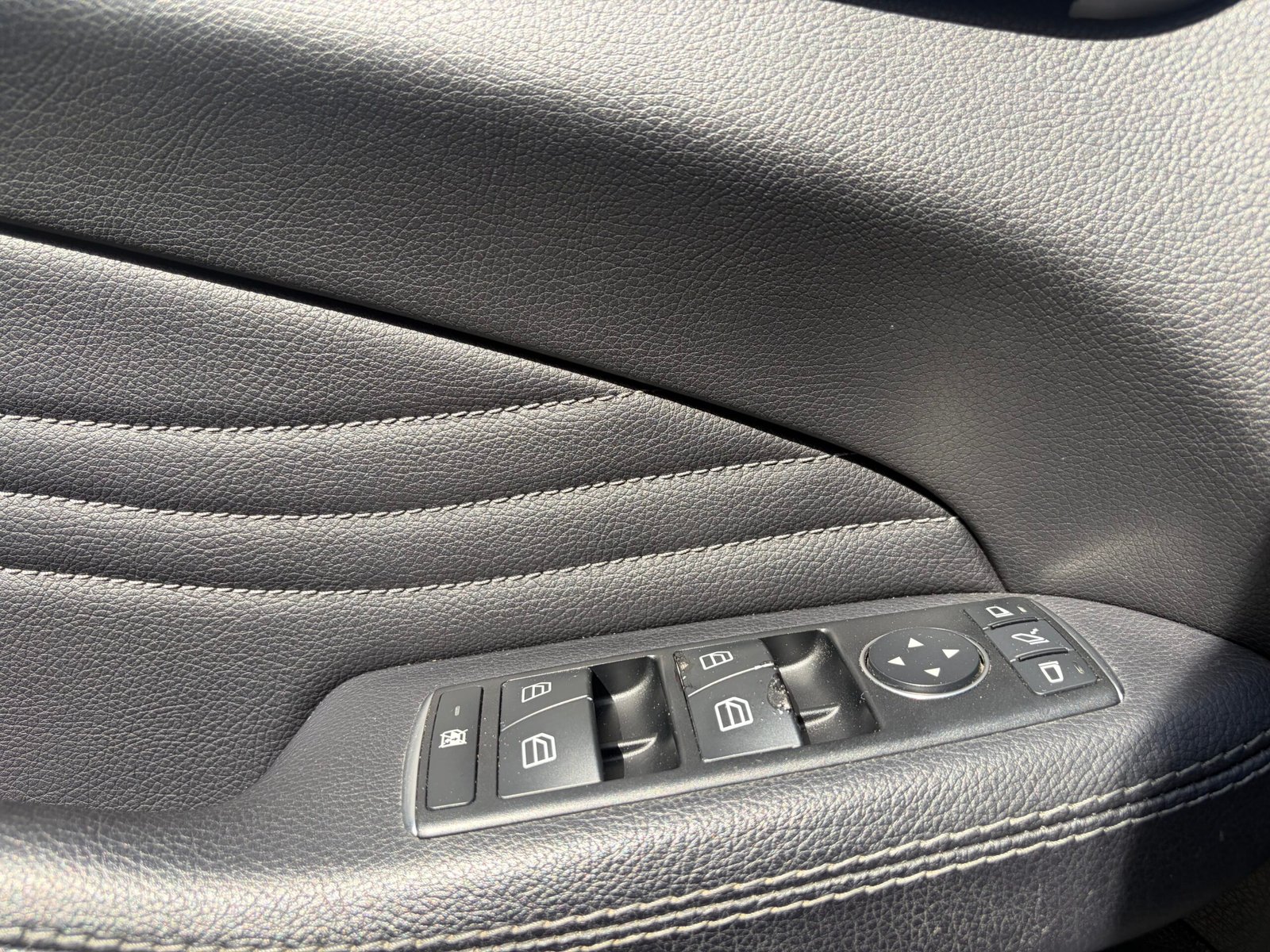 MERCEDES-BENZ Classe GLE SUV 250 d 2.1 d 16V 4MATIC 9G-TRONIC 204 cv Boîte auto Fascination